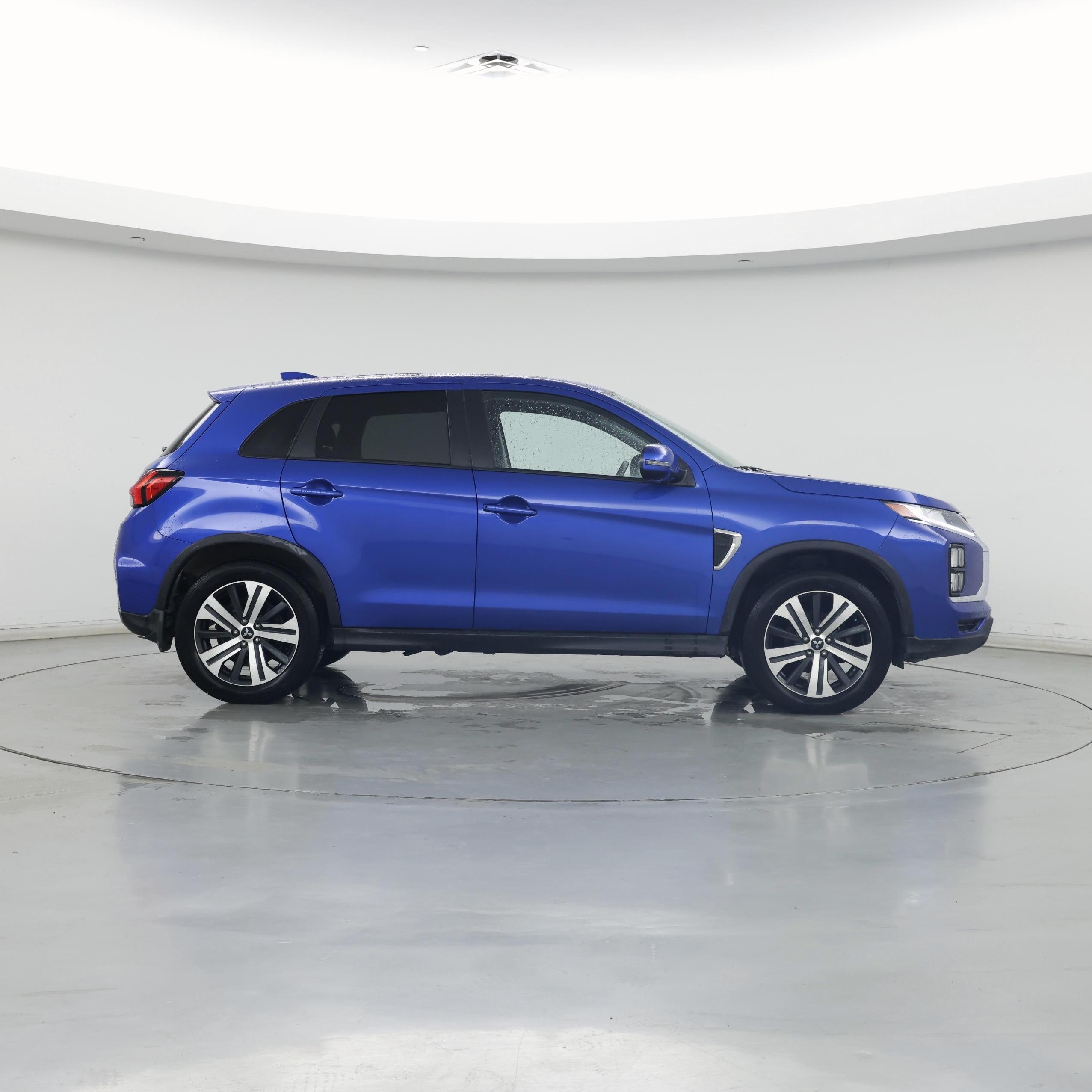 Thumbnail: 2020 Mitsubishi Outlander Sport - 7