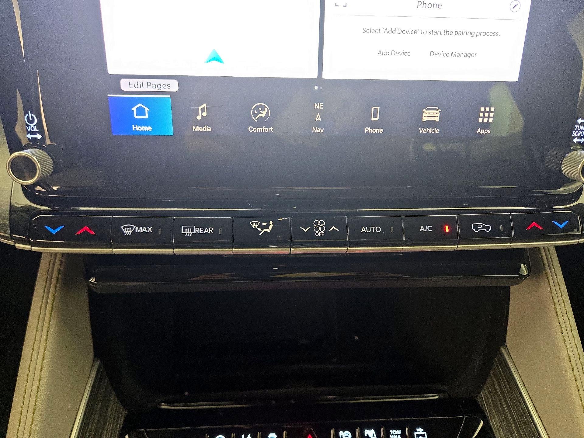 Thumbnail: 2023 Jeep Wagoneer - 17