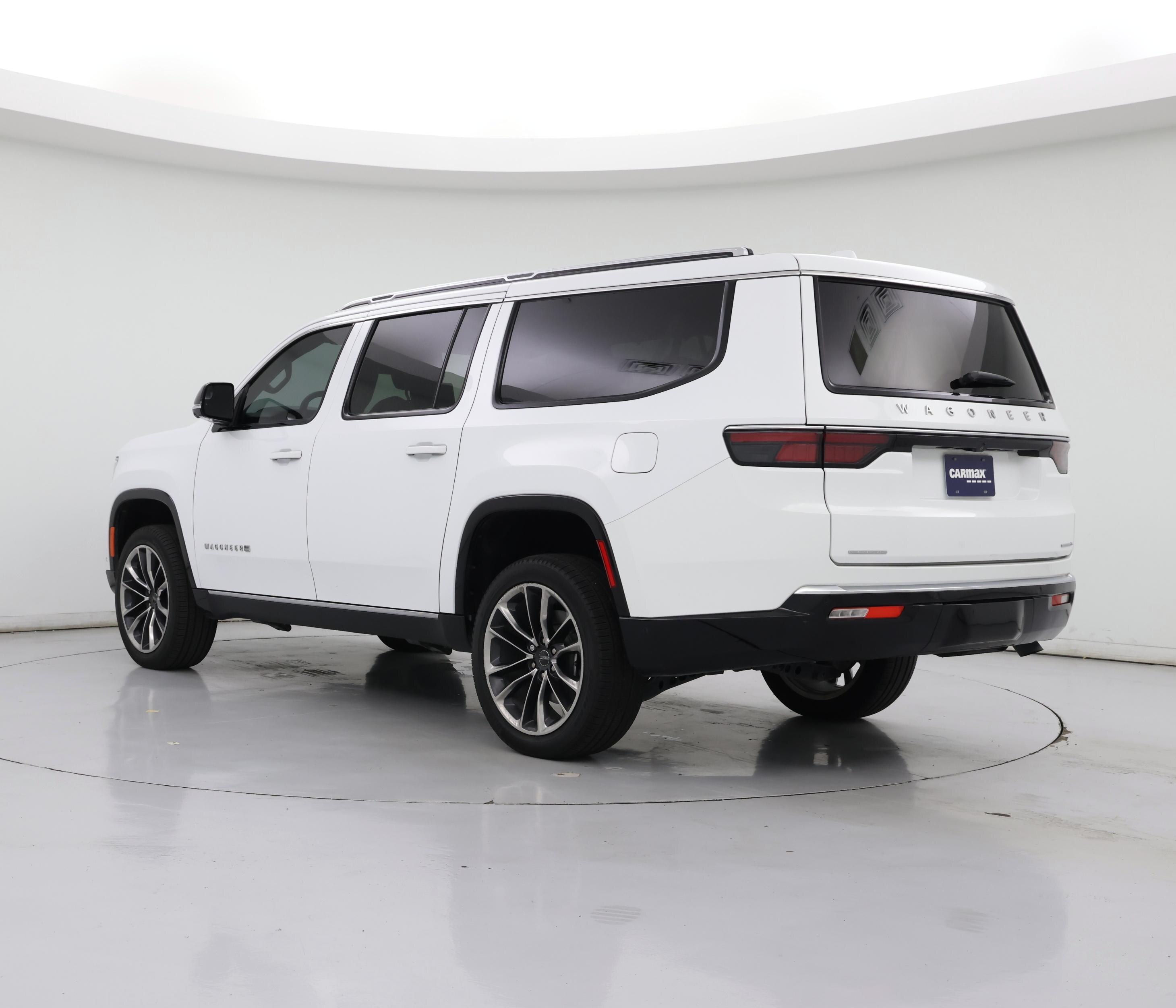 Thumbnail: 2023 Jeep Wagoneer - 2