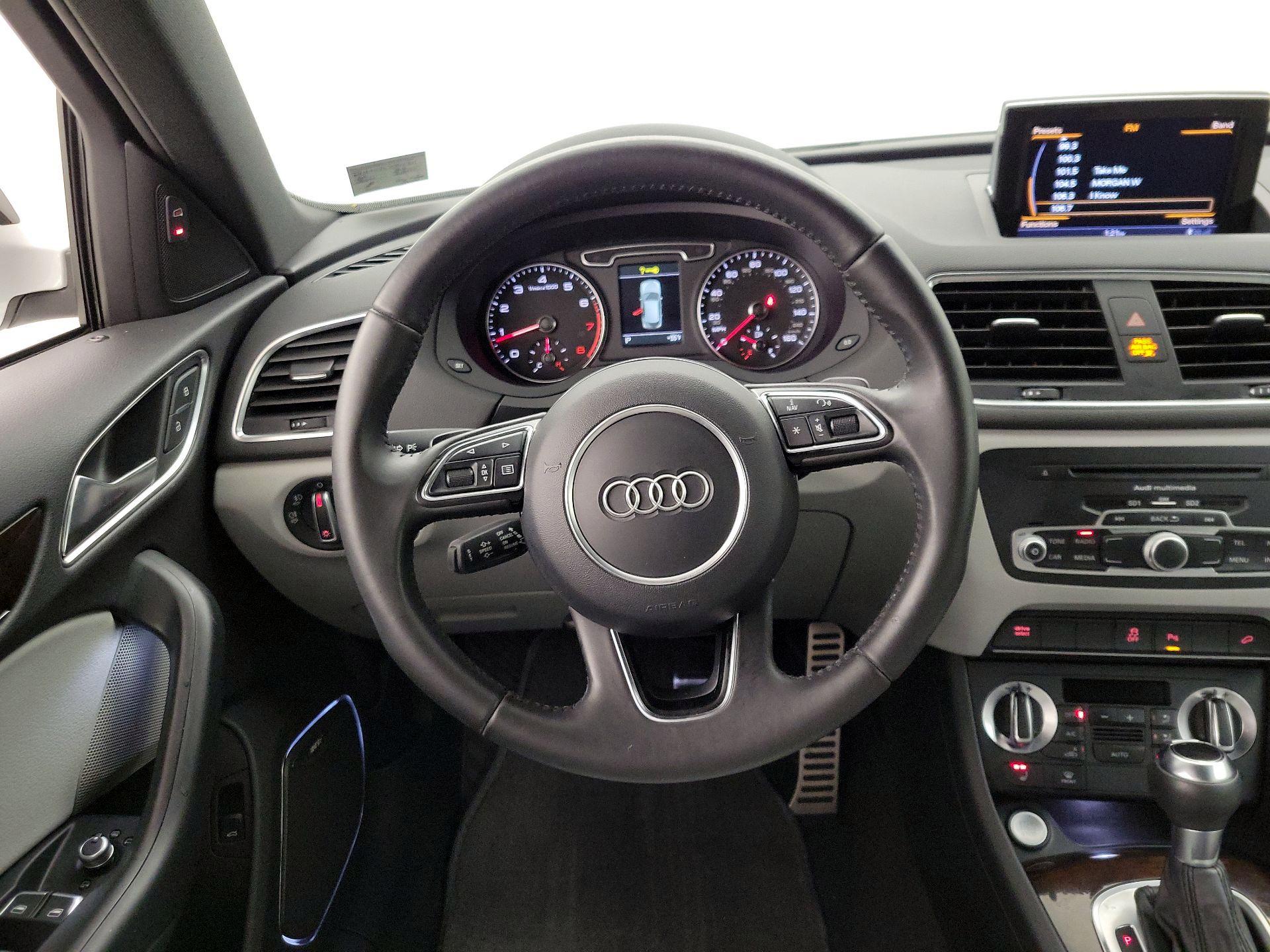 Thumbnail: 2015 Audi Q3 - 10