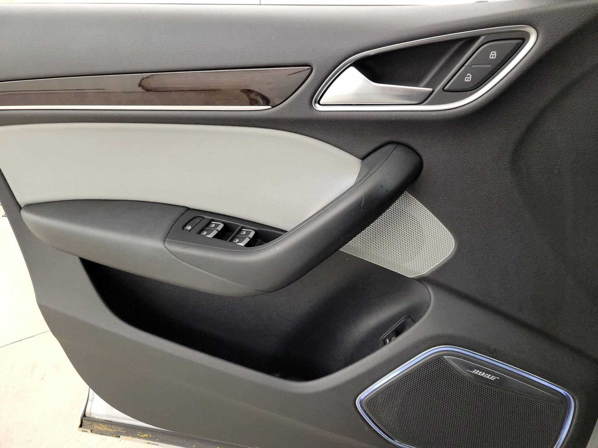 Thumbnail: 2015 Audi Q3 - 12