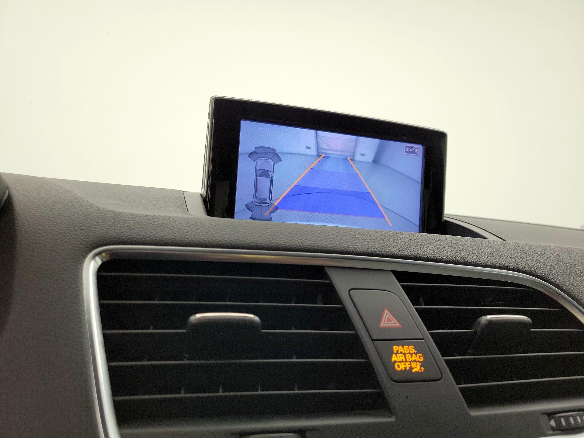 Thumbnail: 2015 Audi Q3 - 15