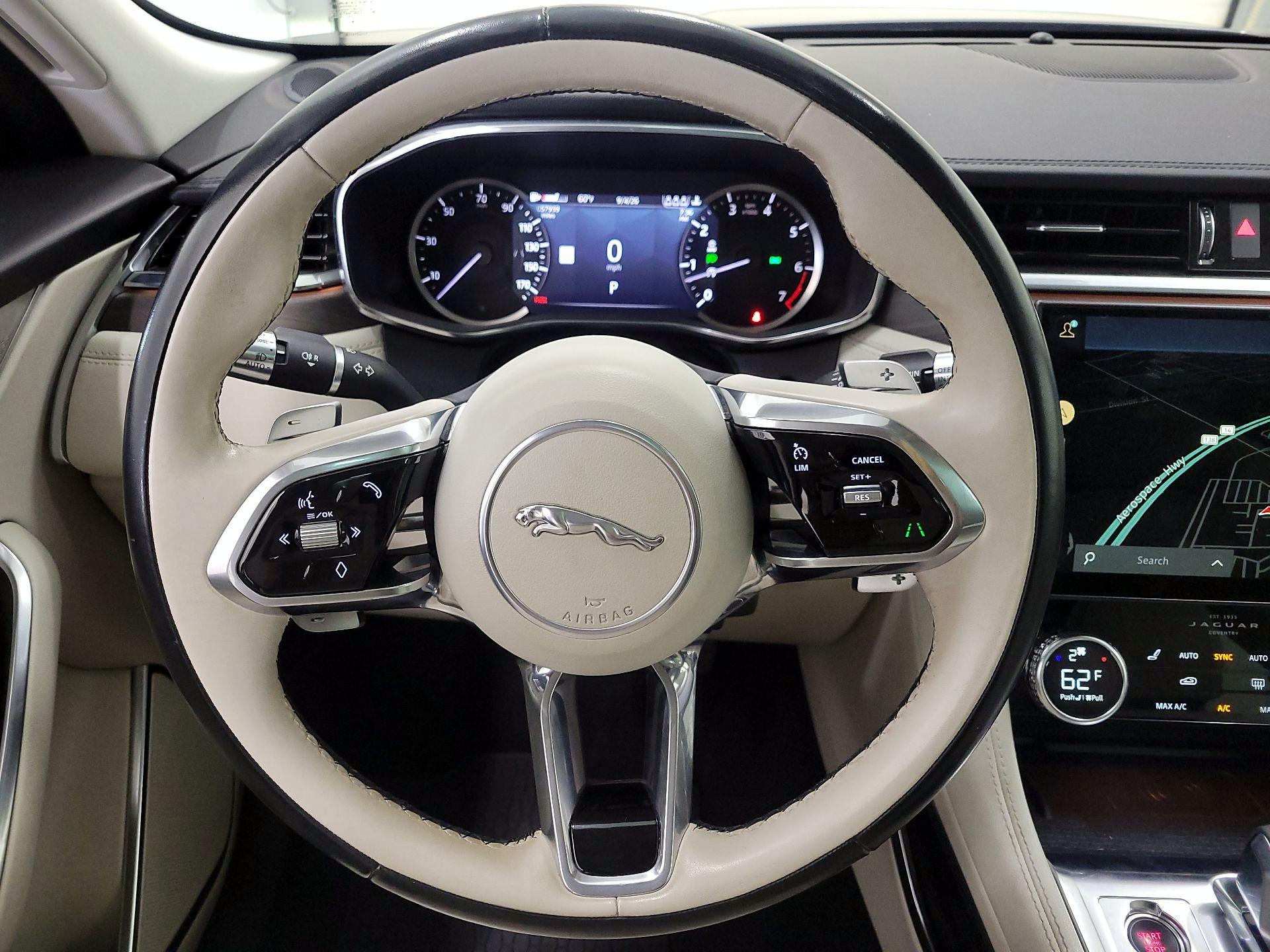 Thumbnail: 2021 Jaguar F-Pace - 10