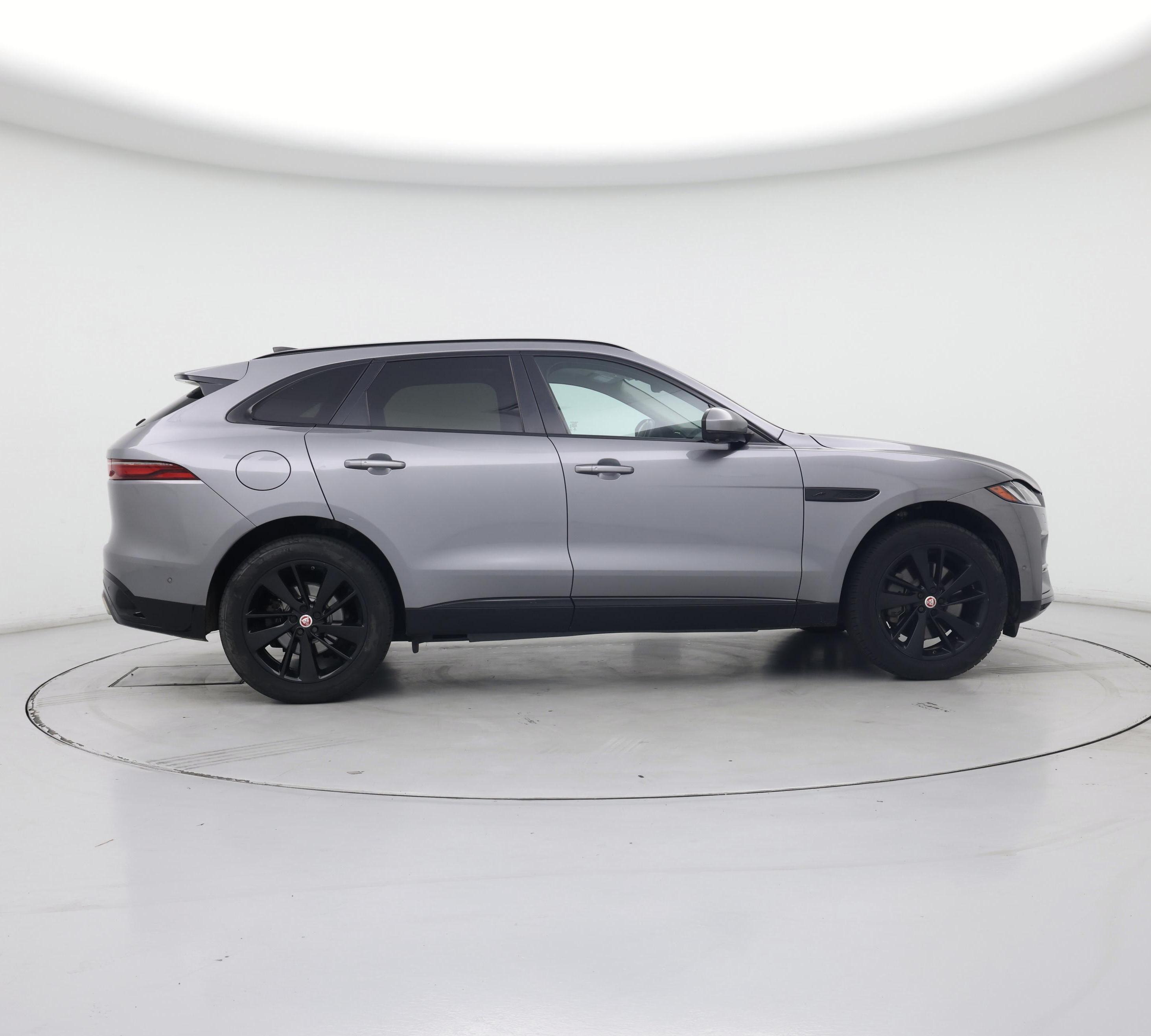 Thumbnail: 2021 Jaguar F-Pace - 7