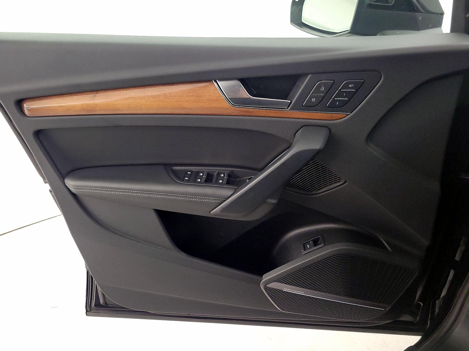 Thumbnail: 2023 Audi Q5 - 12