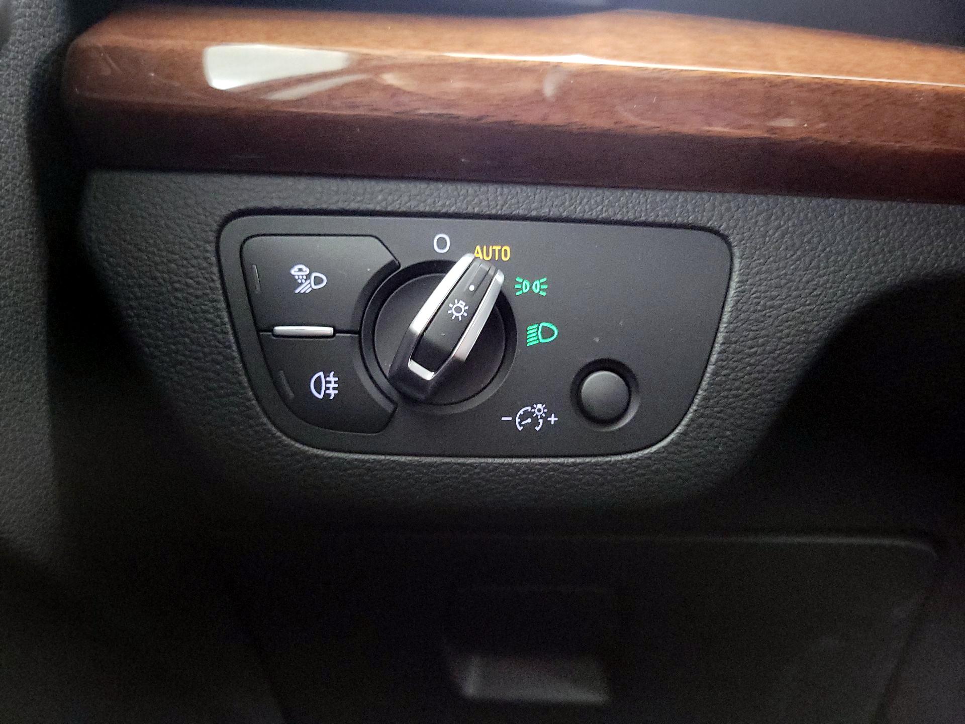 Thumbnail: 2023 Audi Q5 - 13