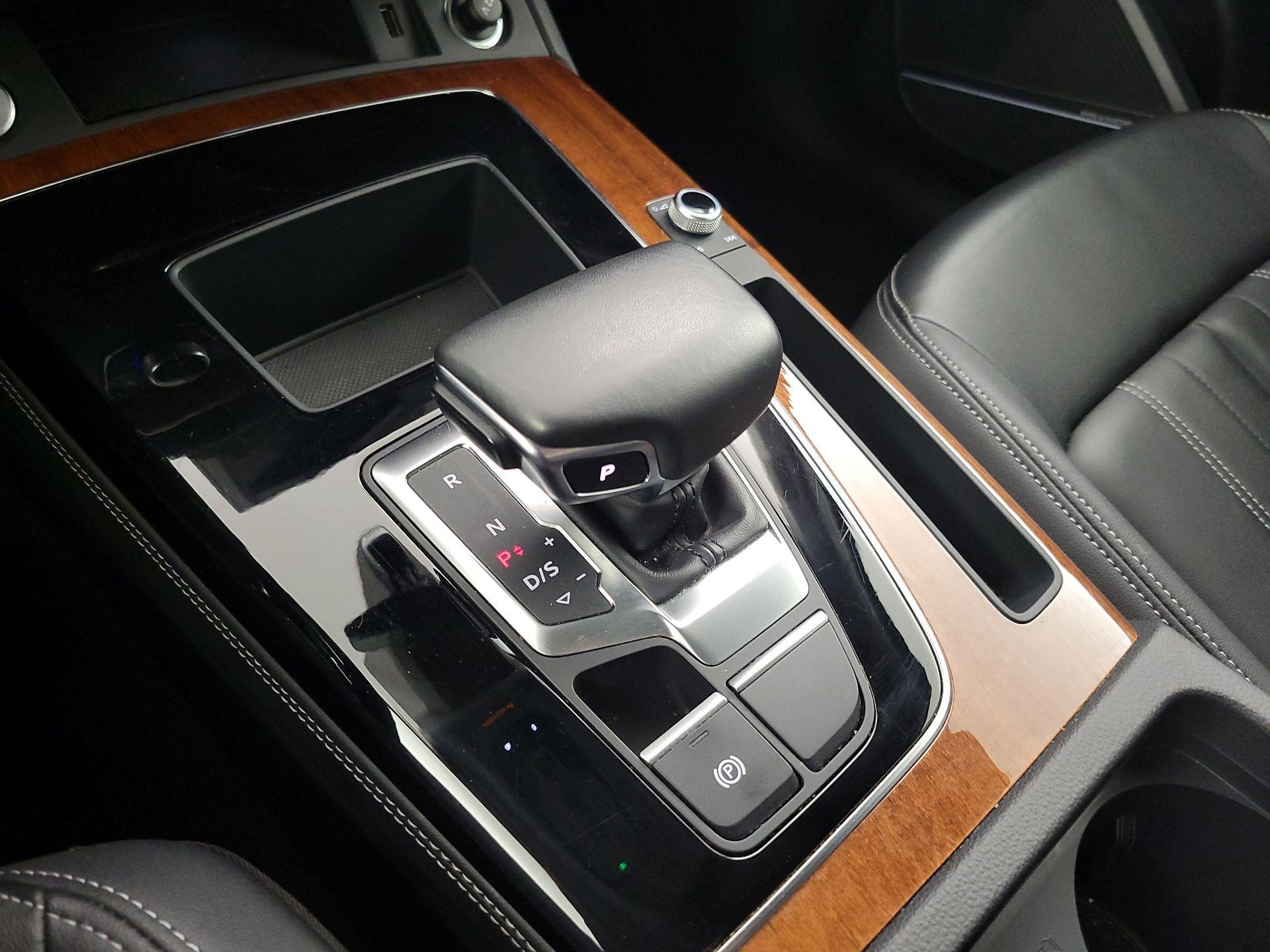 Thumbnail: 2023 Audi Q5 - 17