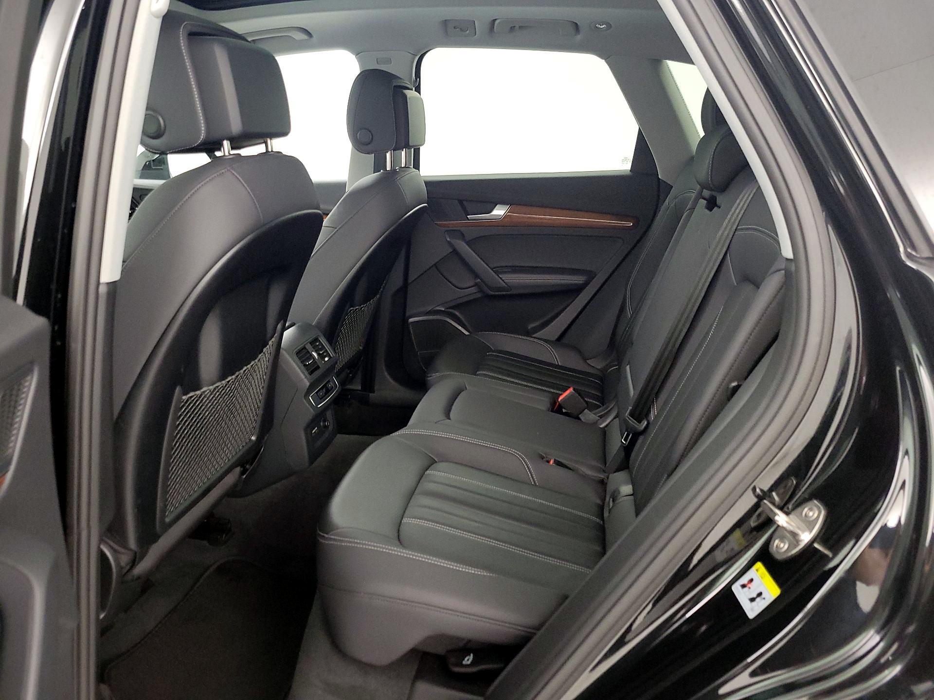 Thumbnail: 2023 Audi Q5 - 20