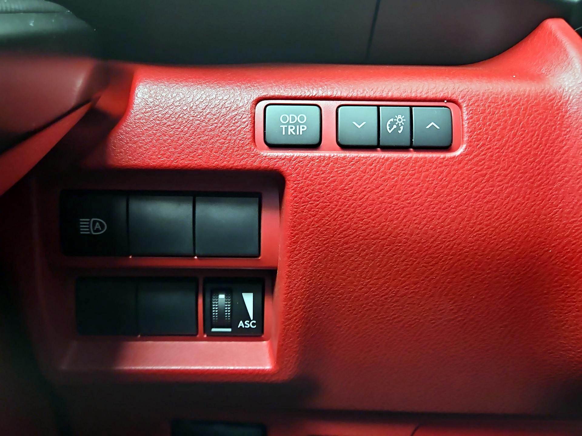 Thumbnail: 2022 Lexus IS - 13