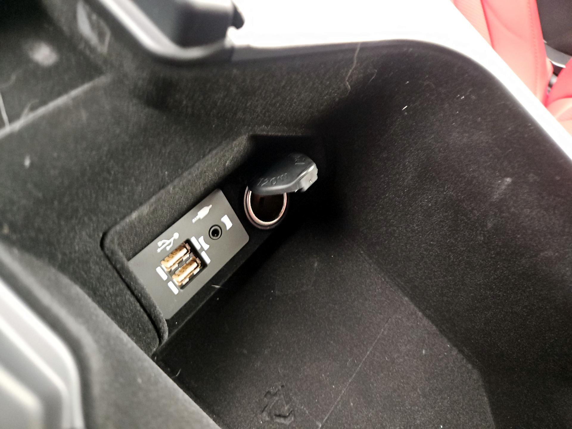 Thumbnail: 2022 Lexus IS - 18