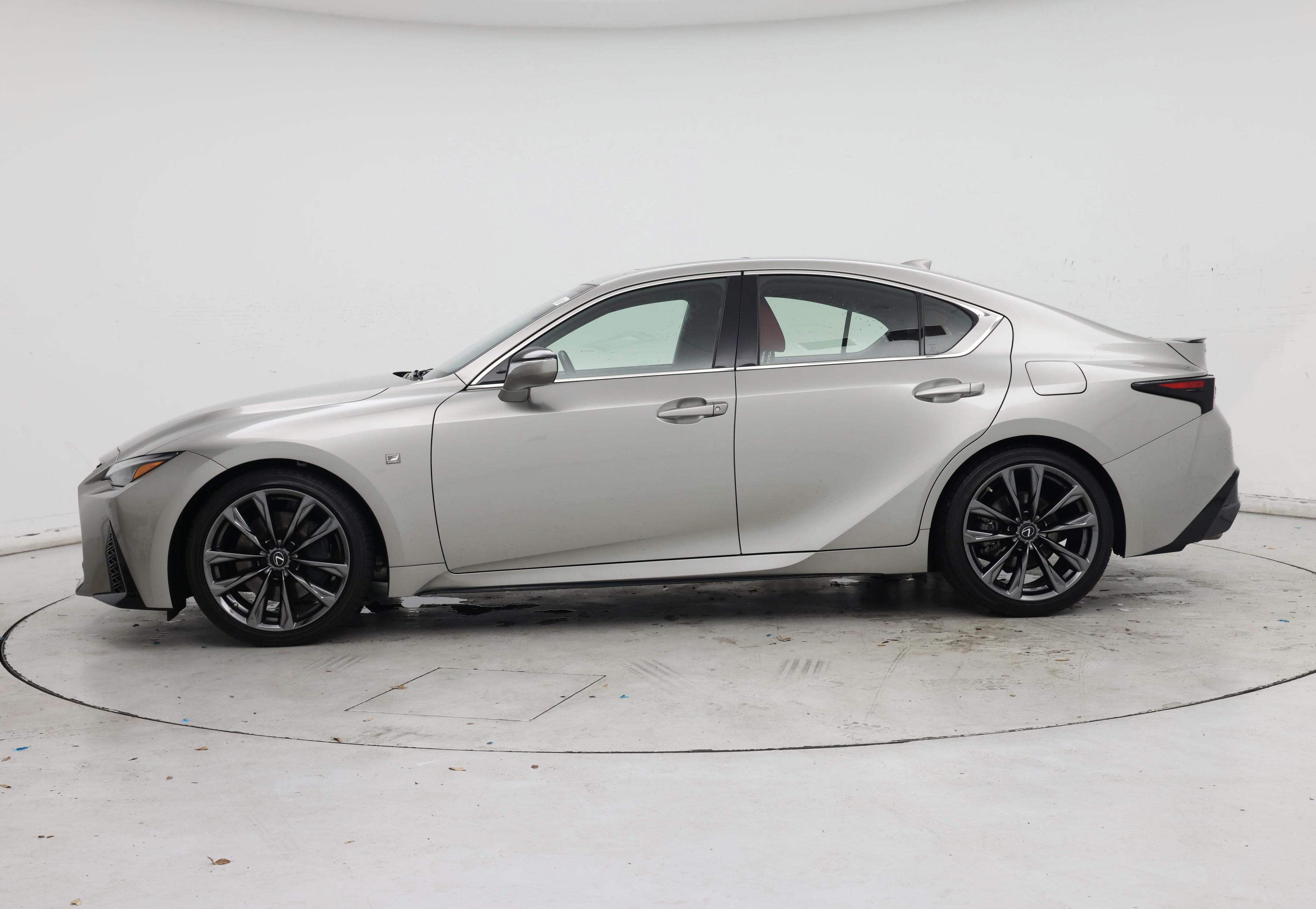 Thumbnail: 2022 Lexus IS - 3