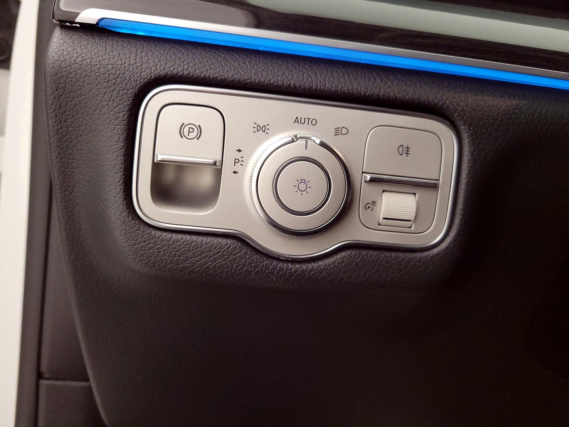 Thumbnail: 2020 Mercedes-Benz GLE - 13