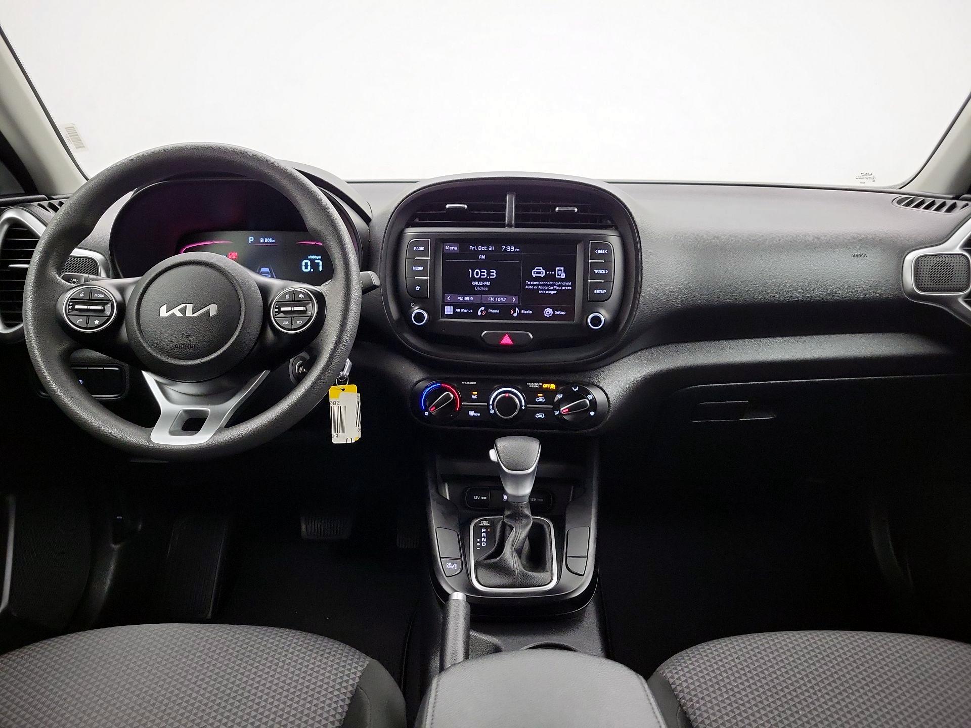 Thumbnail: 2023 Kia Soul - 9