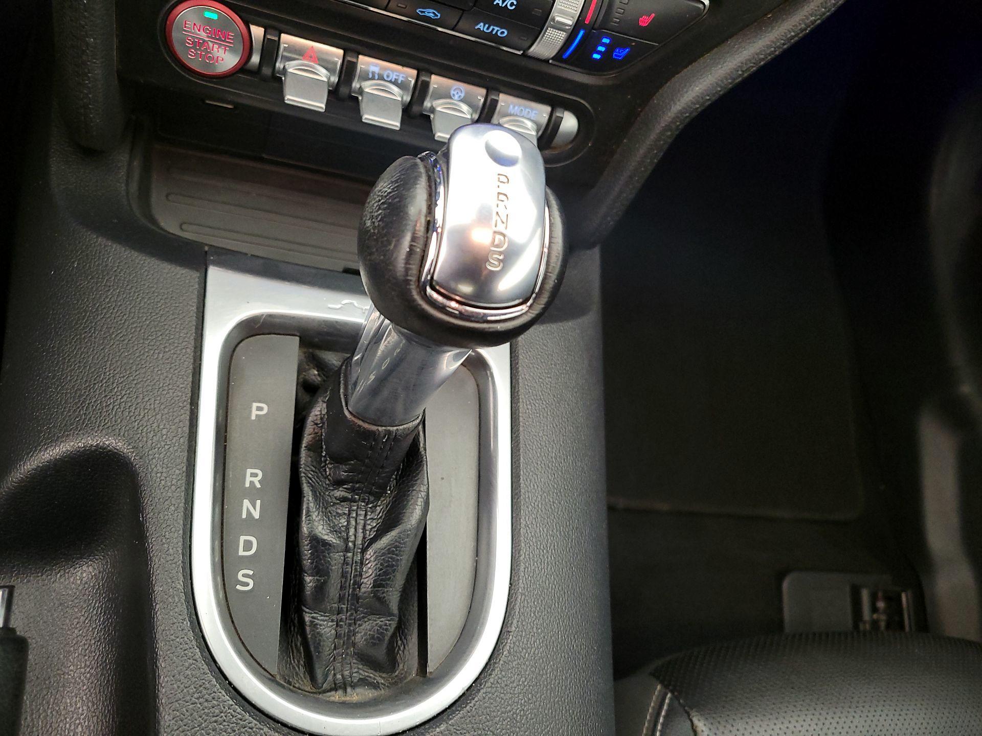 Thumbnail: 2022 Ford Mustang - 17