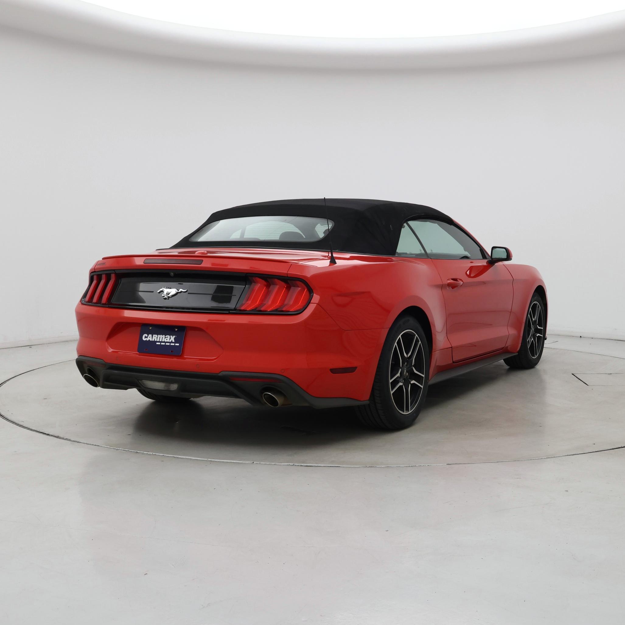 Thumbnail: 2022 Ford Mustang - 8