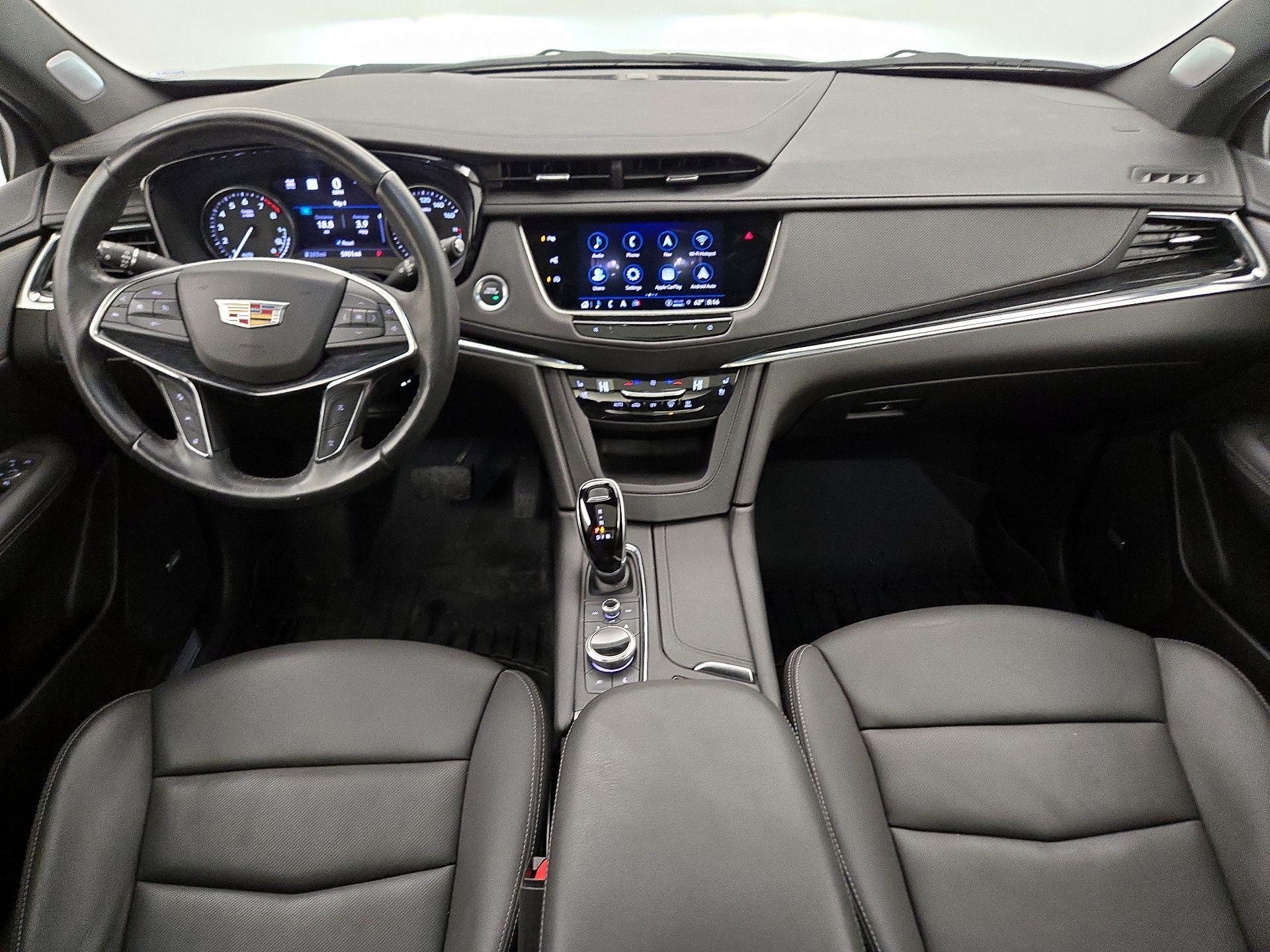 Thumbnail: 2022 Cadillac XT5 - 9