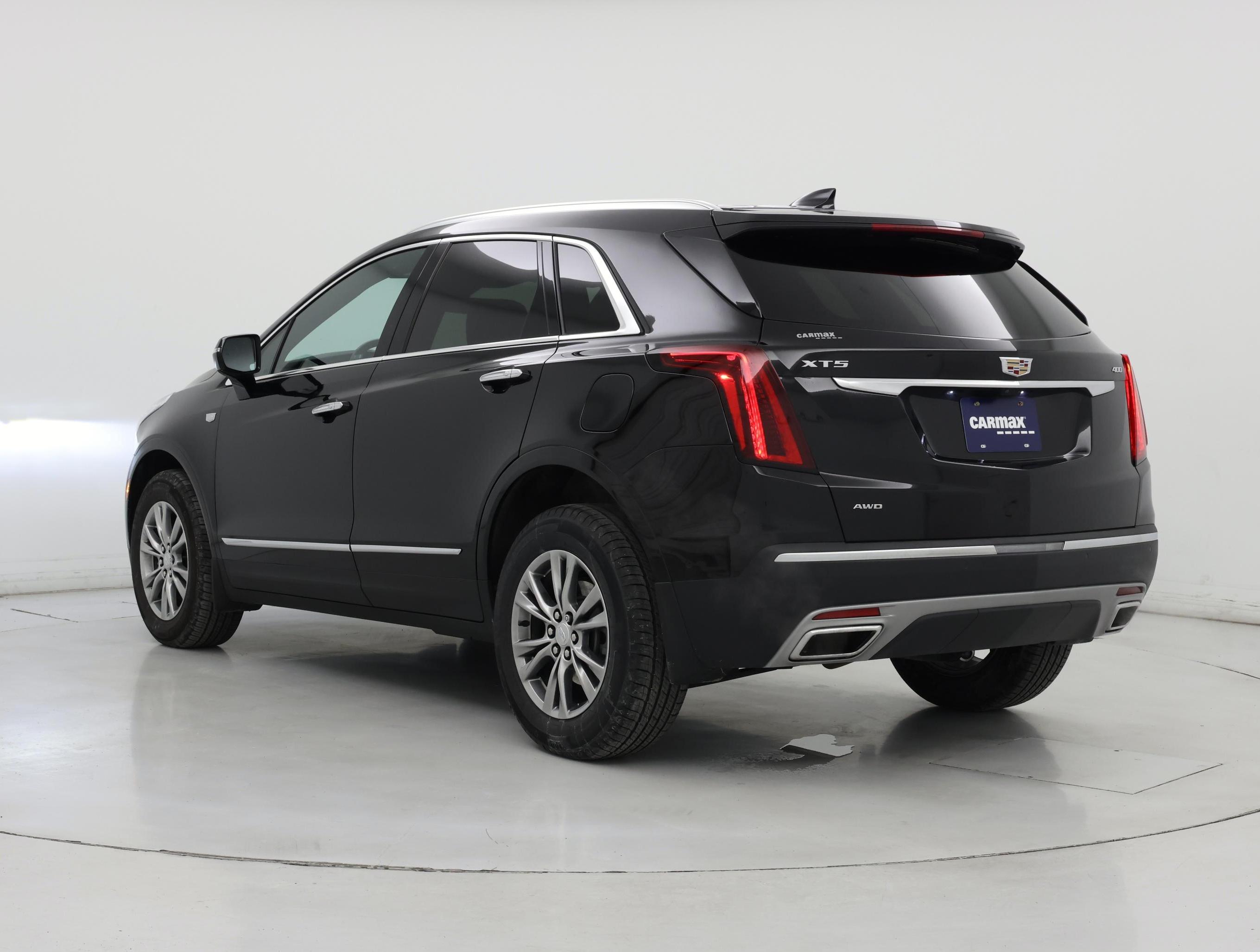 Thumbnail: 2022 Cadillac XT5 - 2
