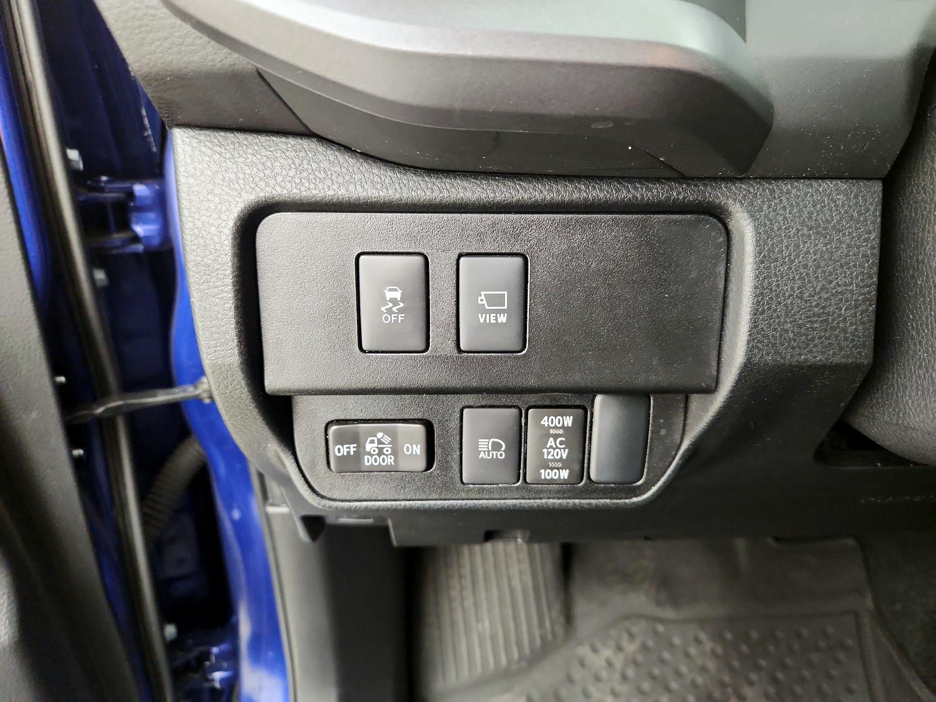 Thumbnail: 2022 Toyota Tacoma - 13