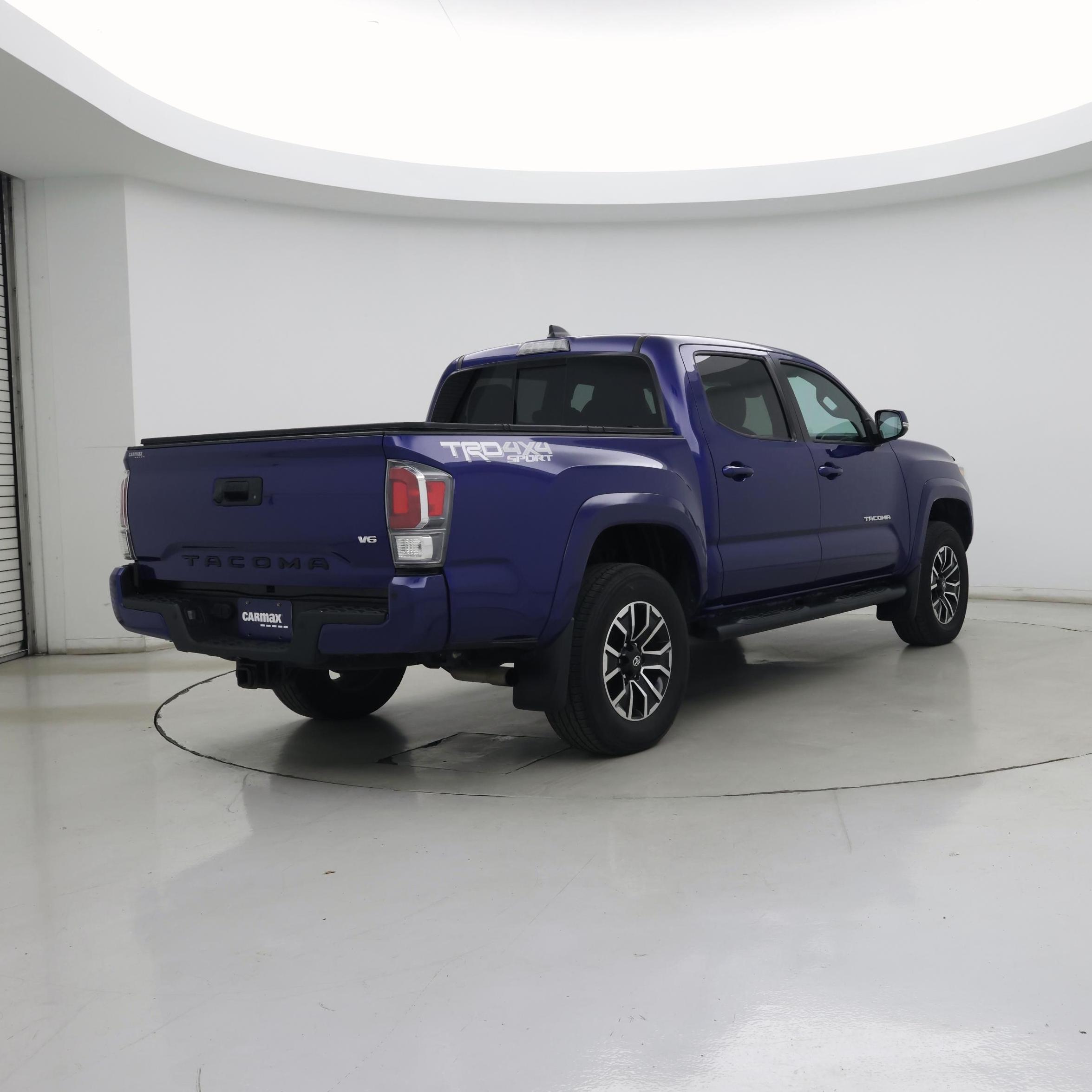 Thumbnail: 2022 Toyota Tacoma - 8