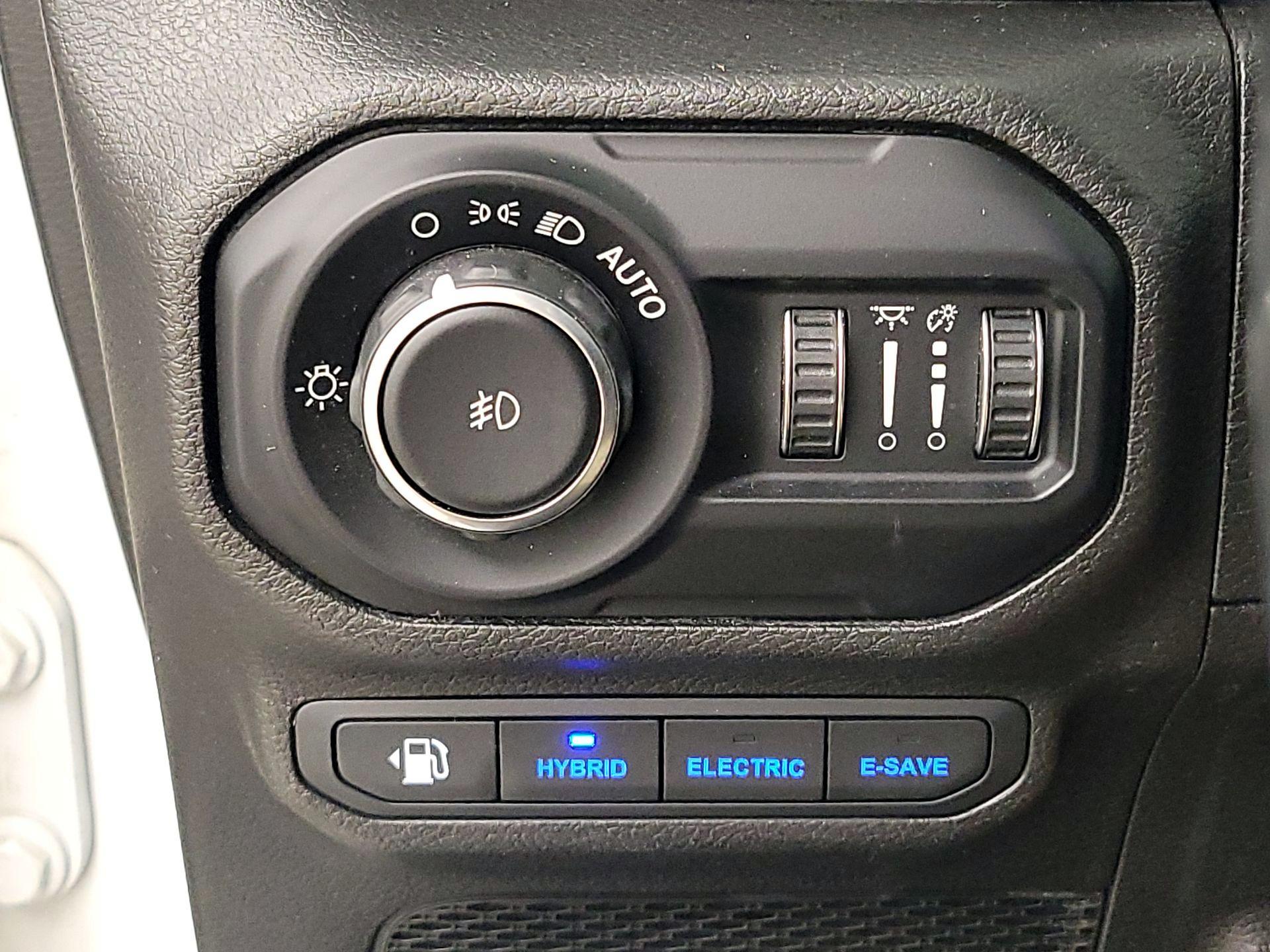 Thumbnail: 2022 Jeep Wrangler - 13