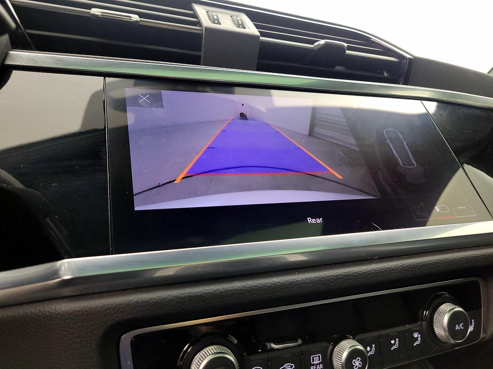 Thumbnail: 2024 Audi Q3 - 14