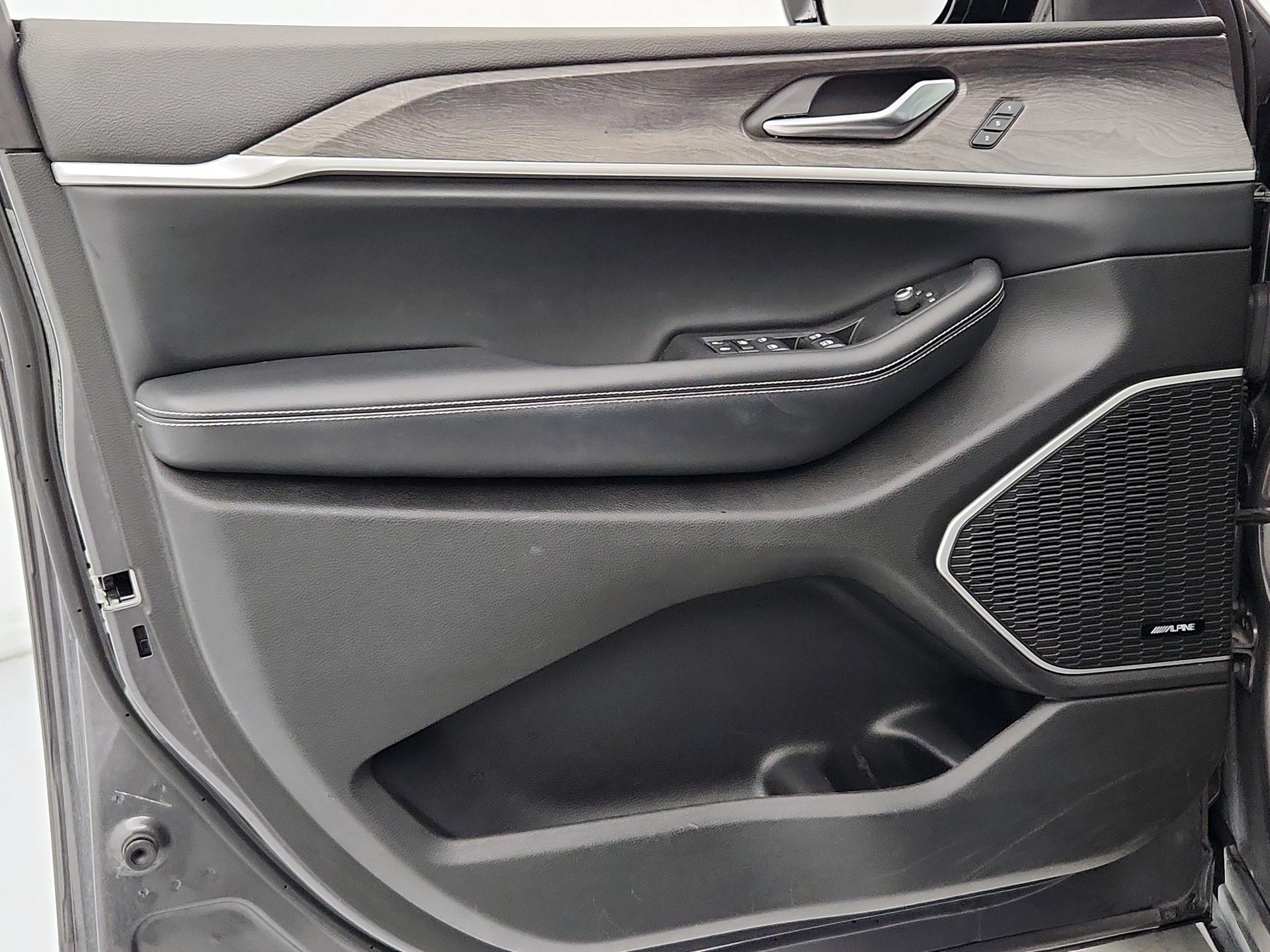 Thumbnail: 2022 Jeep Grand Cherokee L - 12