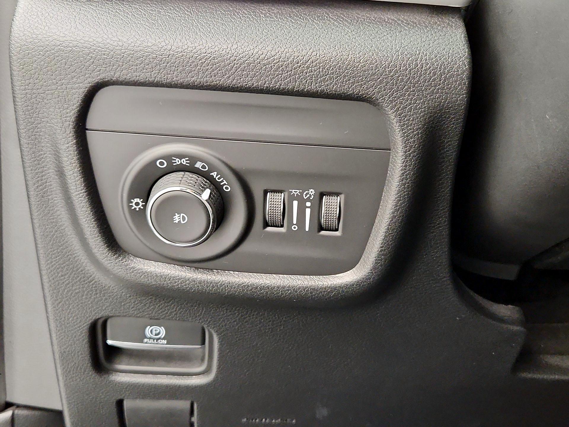 Thumbnail: 2022 Jeep Grand Cherokee L - 13