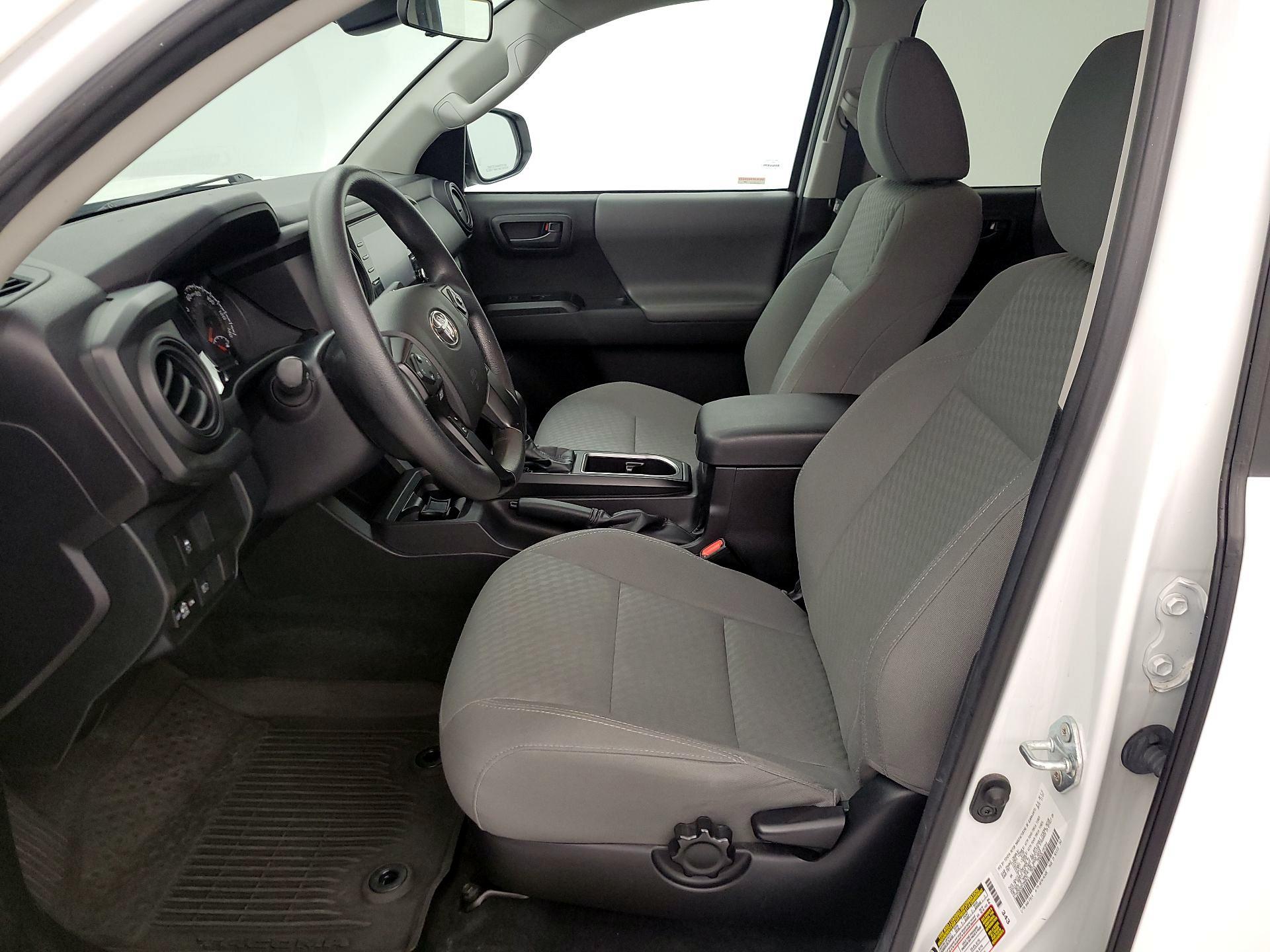 Thumbnail: 2022 Toyota Tacoma - 11