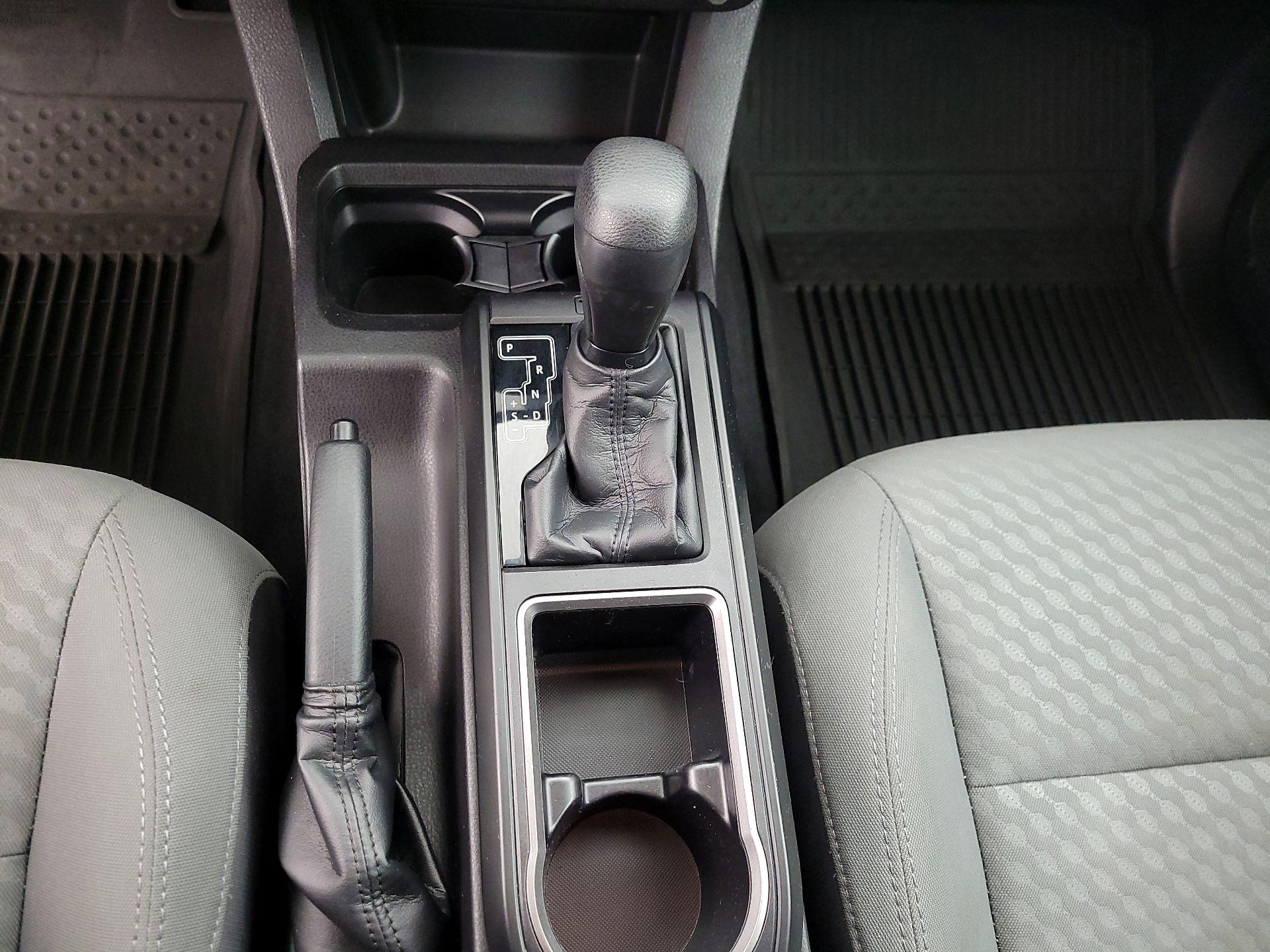 Thumbnail: 2022 Toyota Tacoma - 17