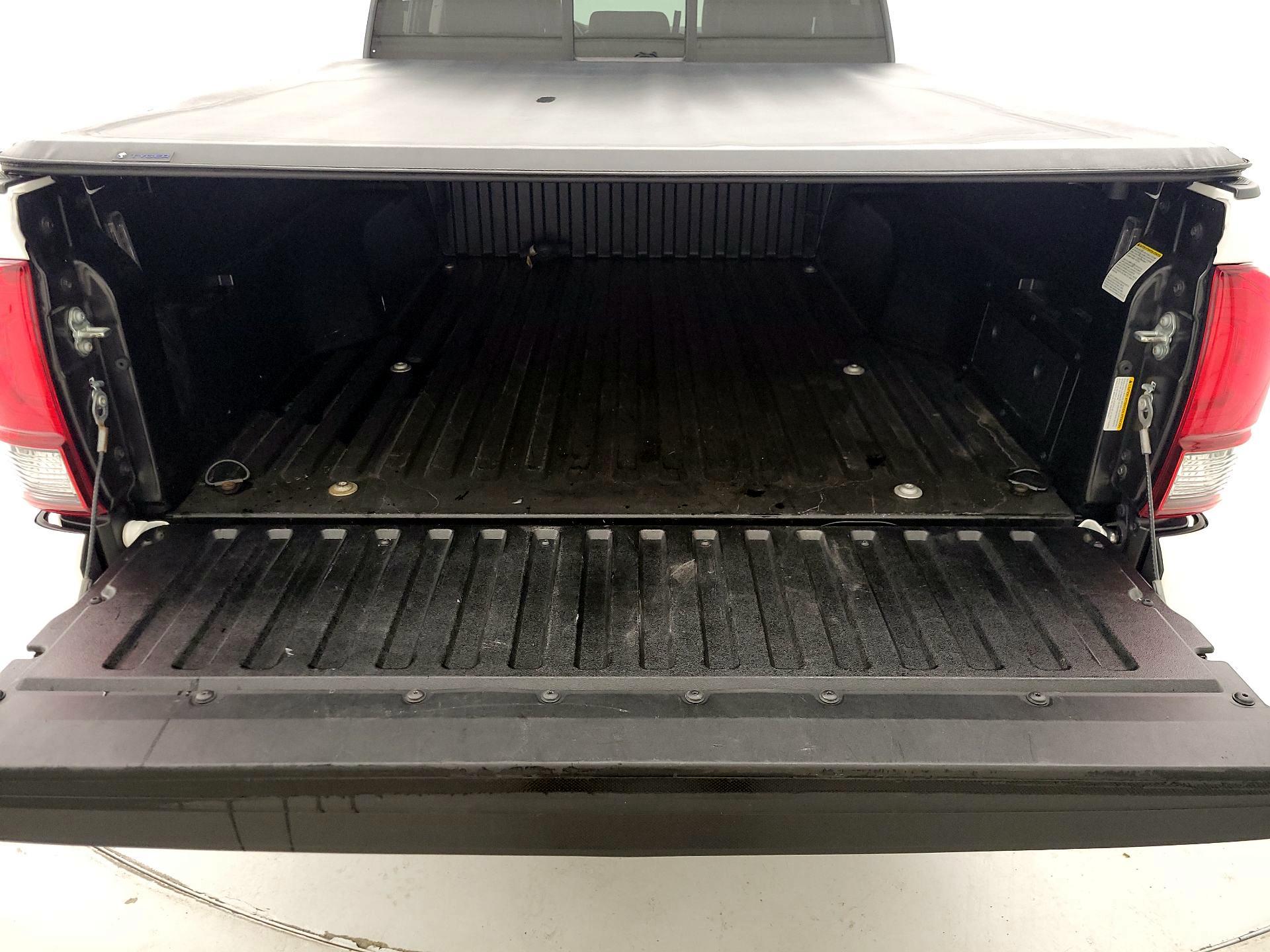 Thumbnail: 2022 Toyota Tacoma - 20