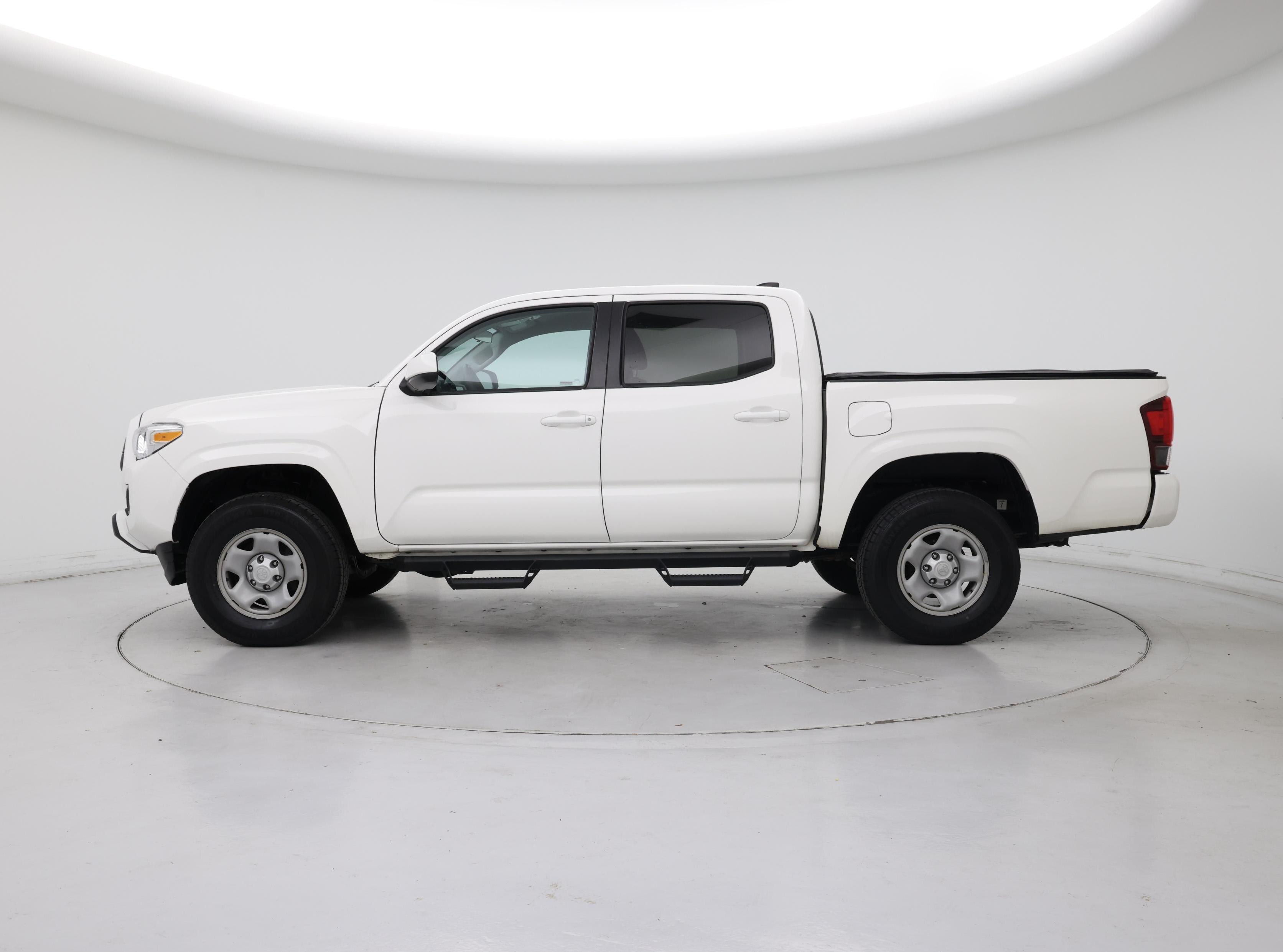 Thumbnail: 2022 Toyota Tacoma - 3