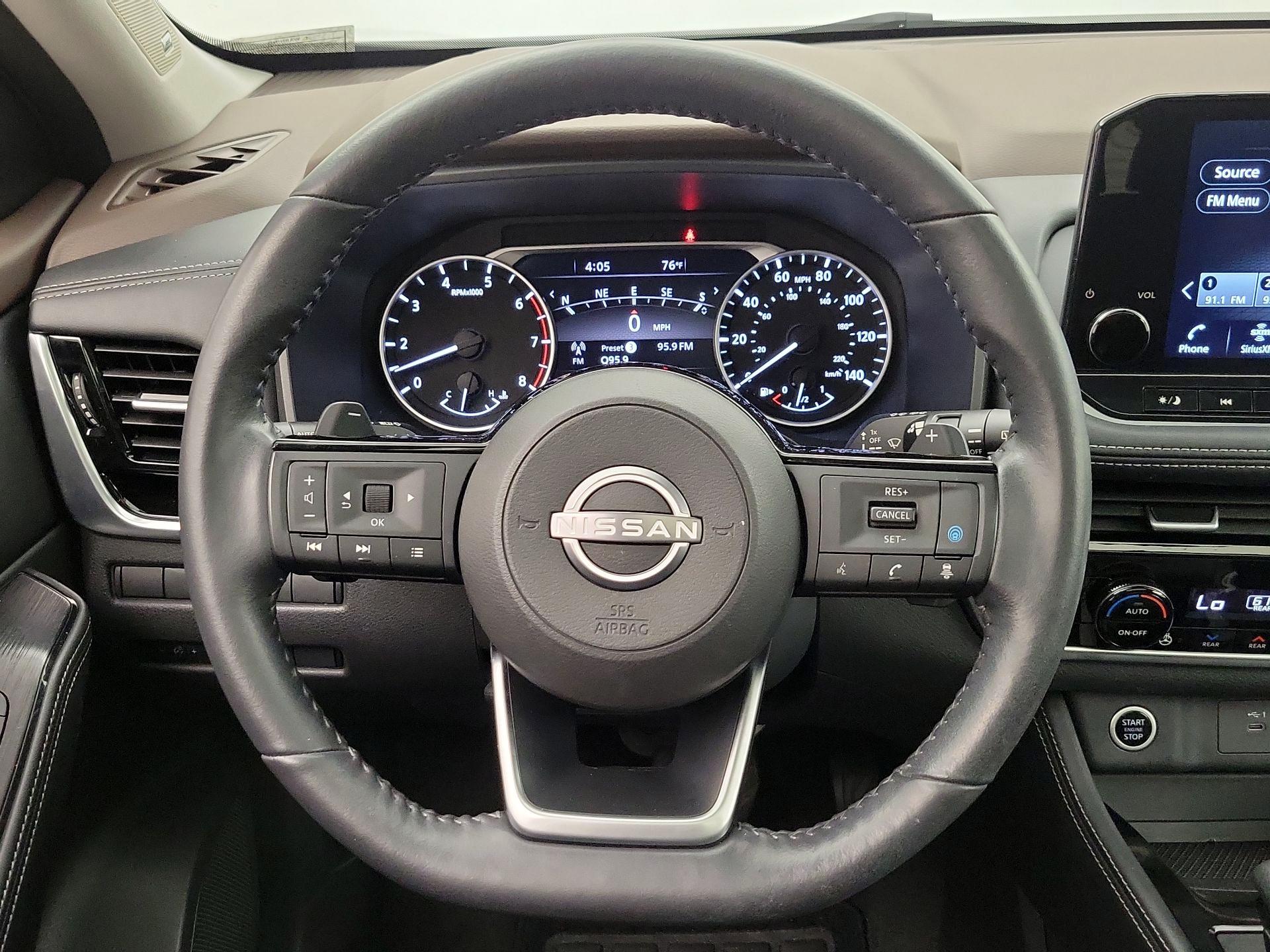 Thumbnail: 2022 Nissan Rogue - 10