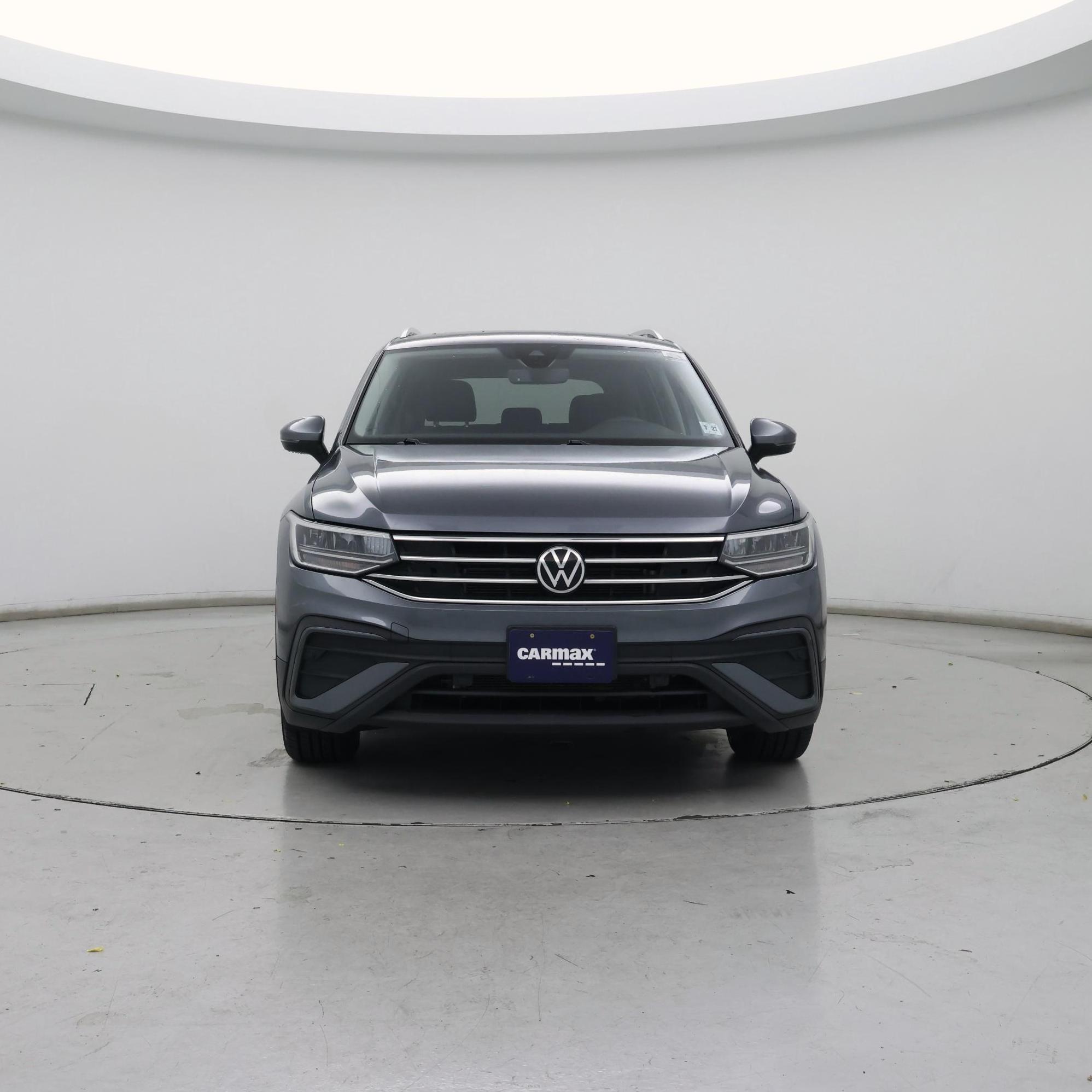 Thumbnail: 2022 Volkswagen Tiguan - 5
