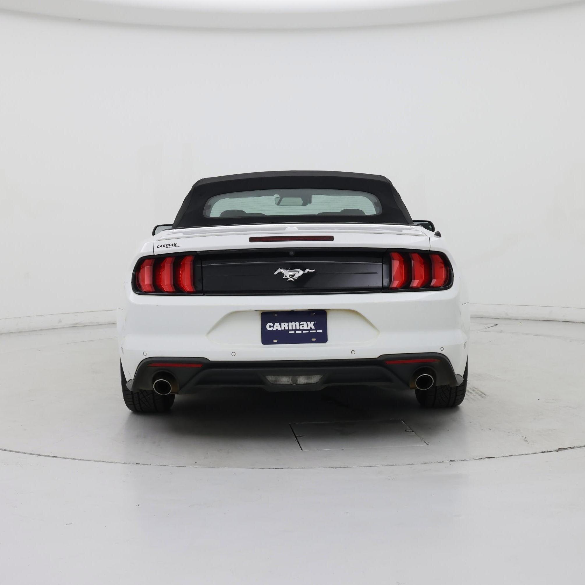 Thumbnail: 2022 Ford Mustang - 6