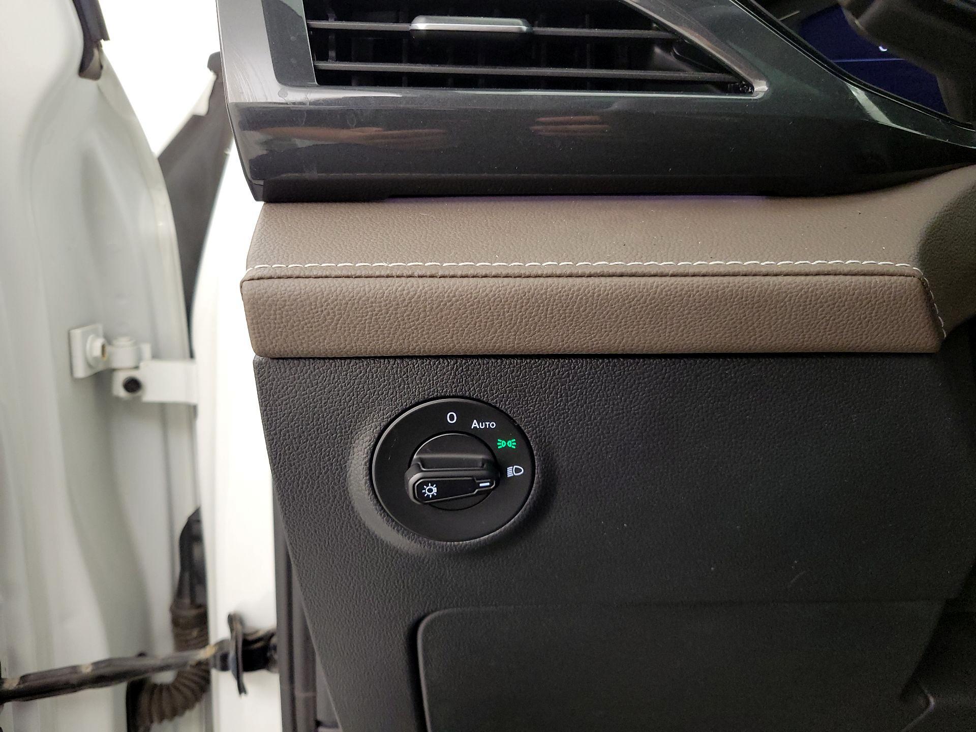 Thumbnail: 2022 Volkswagen Taos - 13