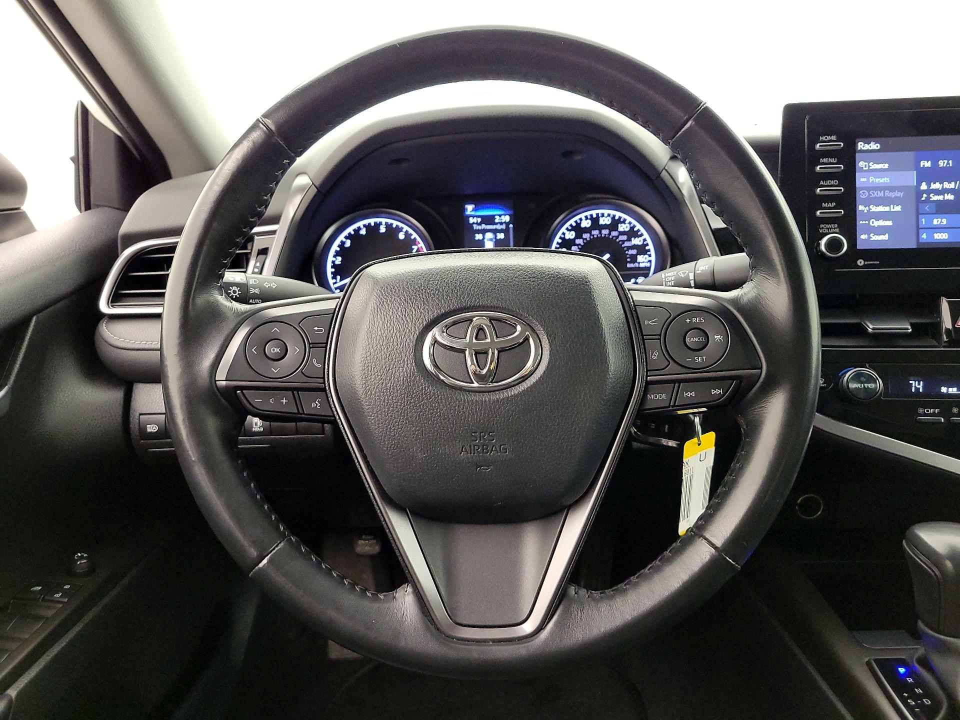 Thumbnail: 2023 Toyota Camry - 10