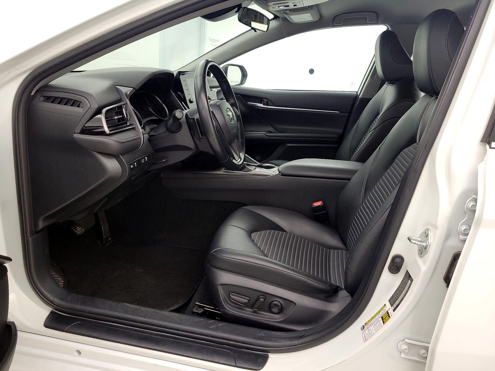 Thumbnail: 2023 Toyota Camry - 11