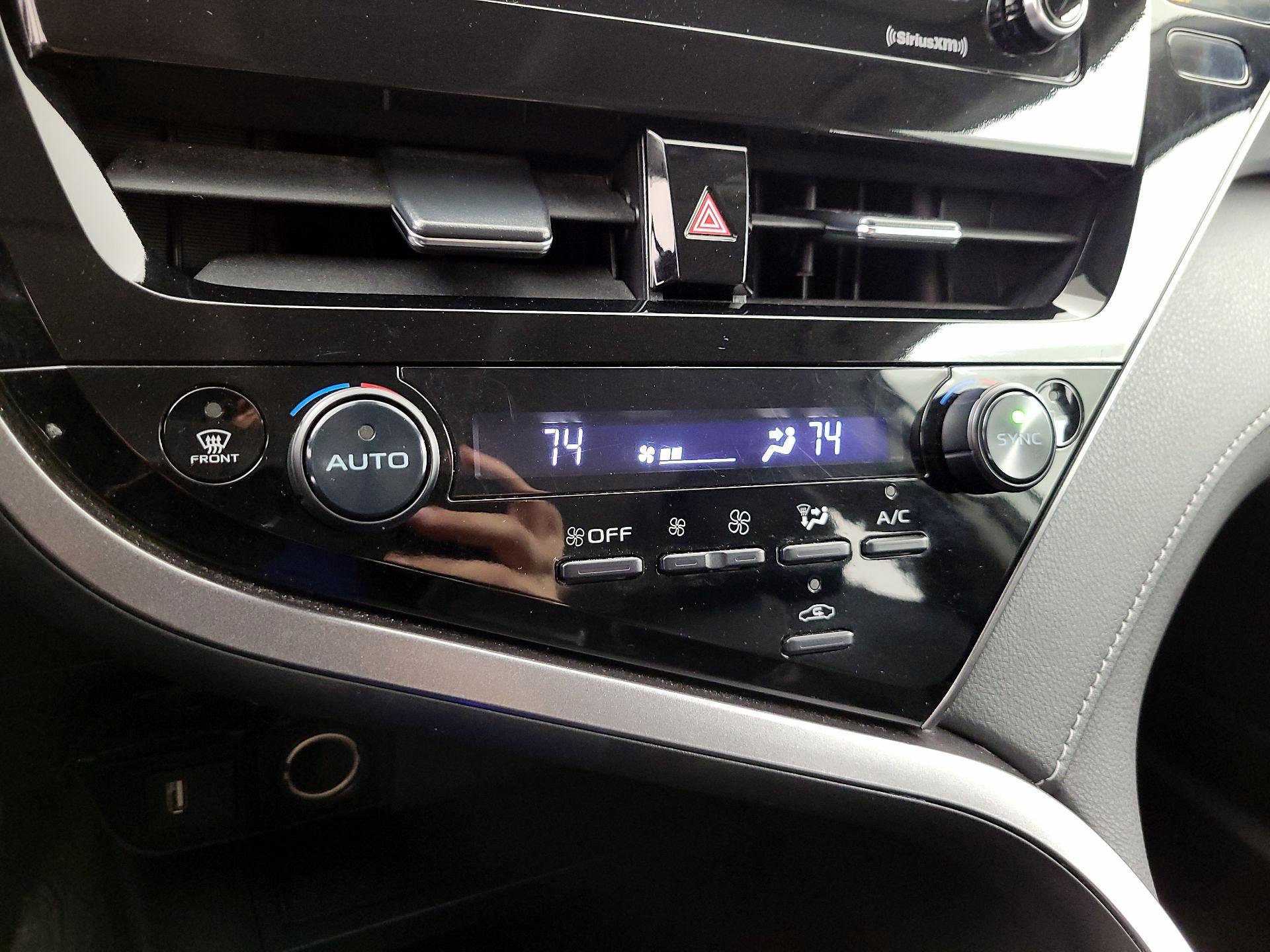 Thumbnail: 2023 Toyota Camry - 17