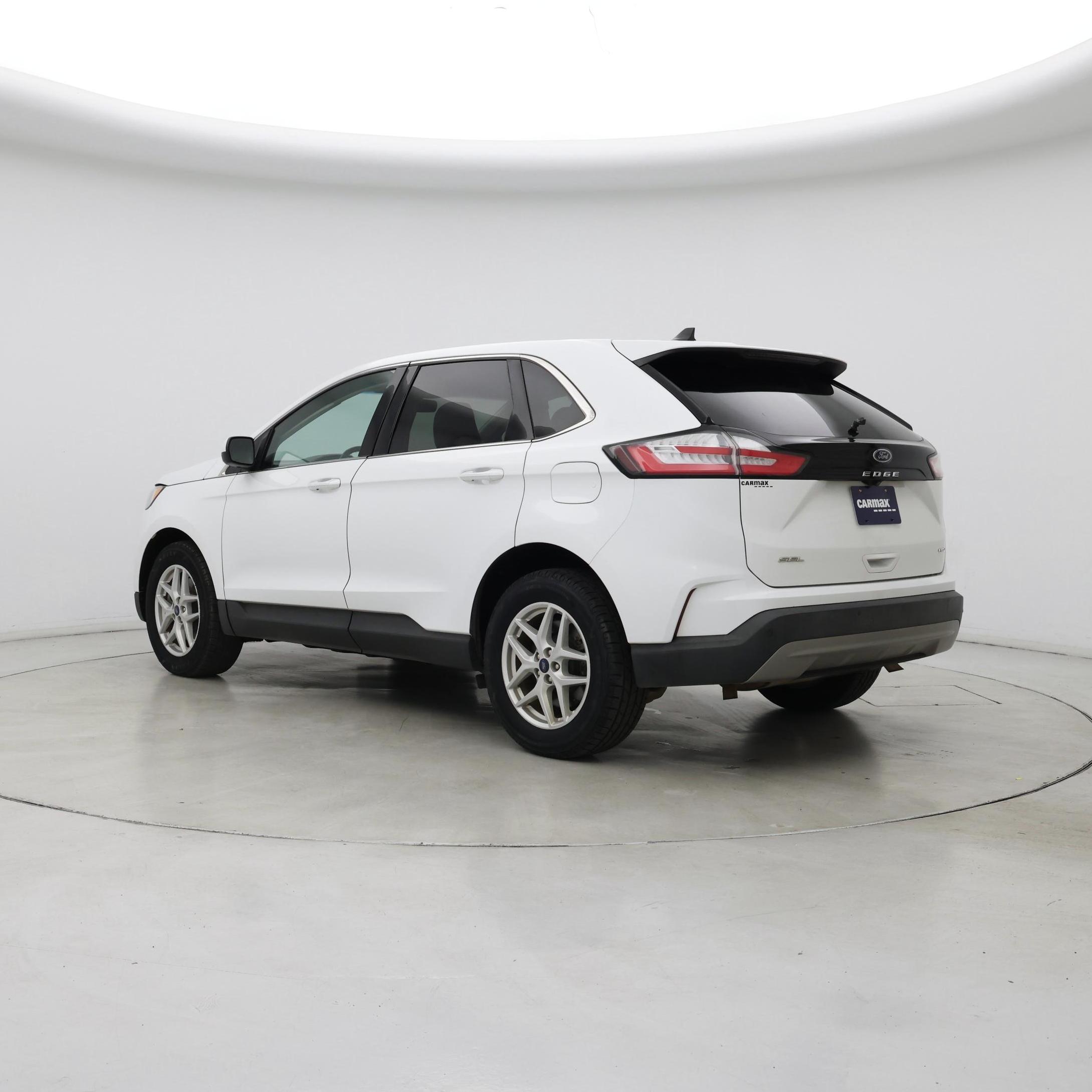 Thumbnail: 2022 Ford Edge - 2