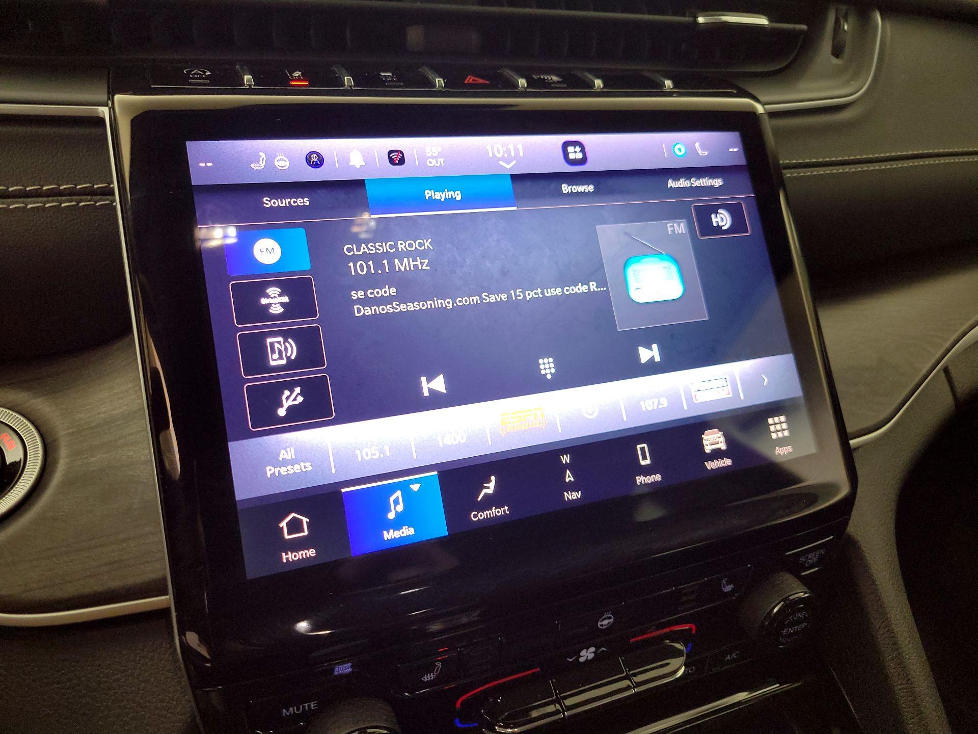 Thumbnail: 2023 Jeep Grand Cherokee L - 16