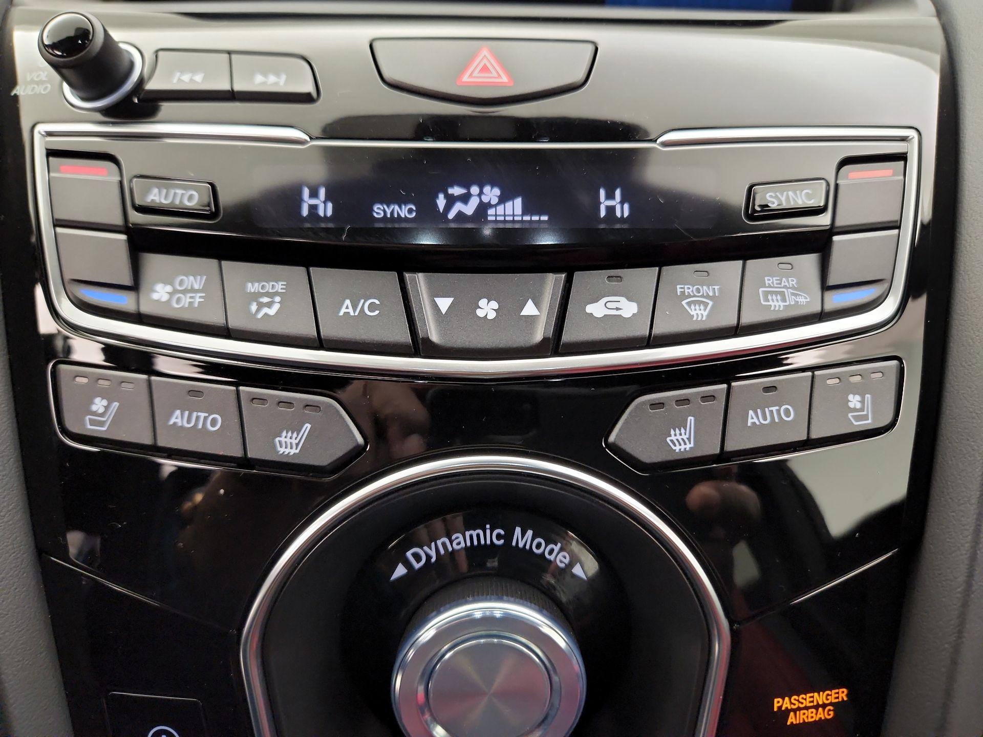 Thumbnail: 2024 Acura RDX - 17