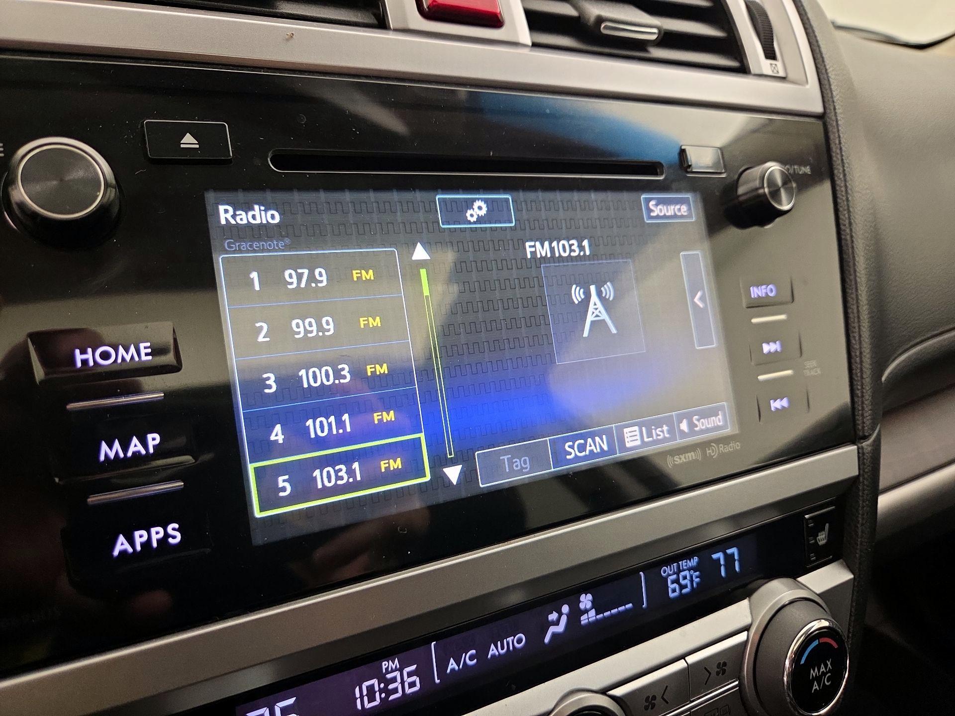 Thumbnail: 2016 Subaru Outback - 16