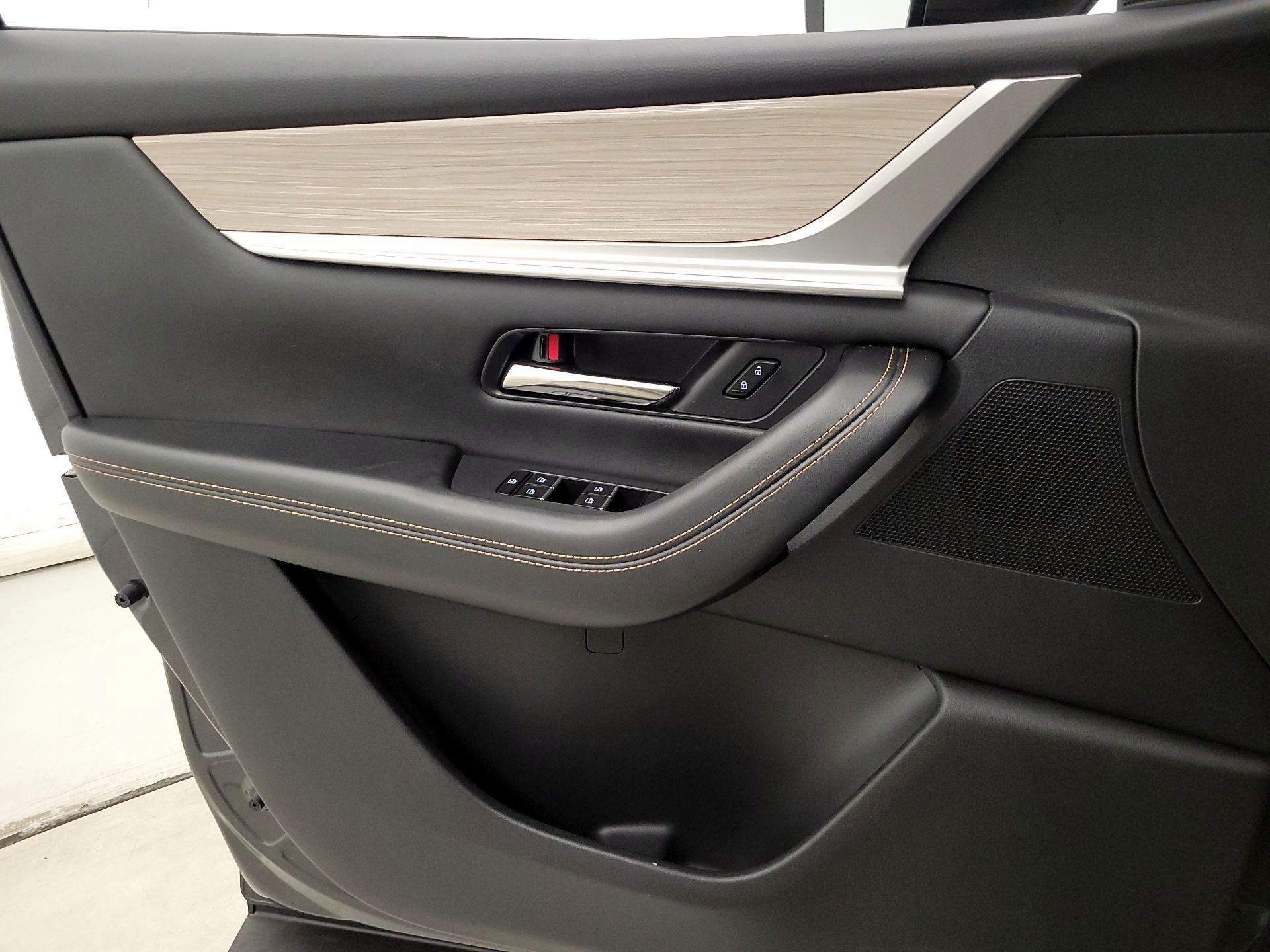 Thumbnail: 2024 Mazda CX-90 - 12