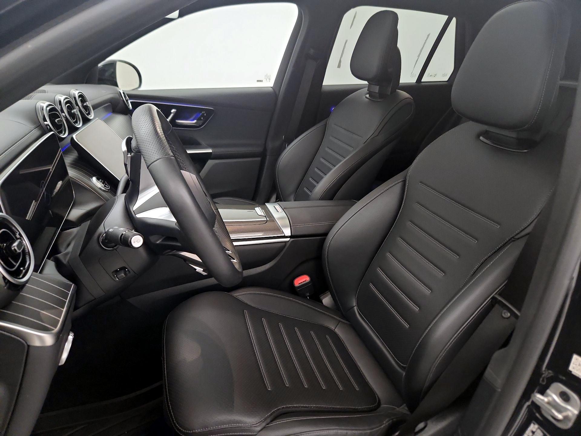 Thumbnail: 2024 Mercedes-Benz GLC - 11