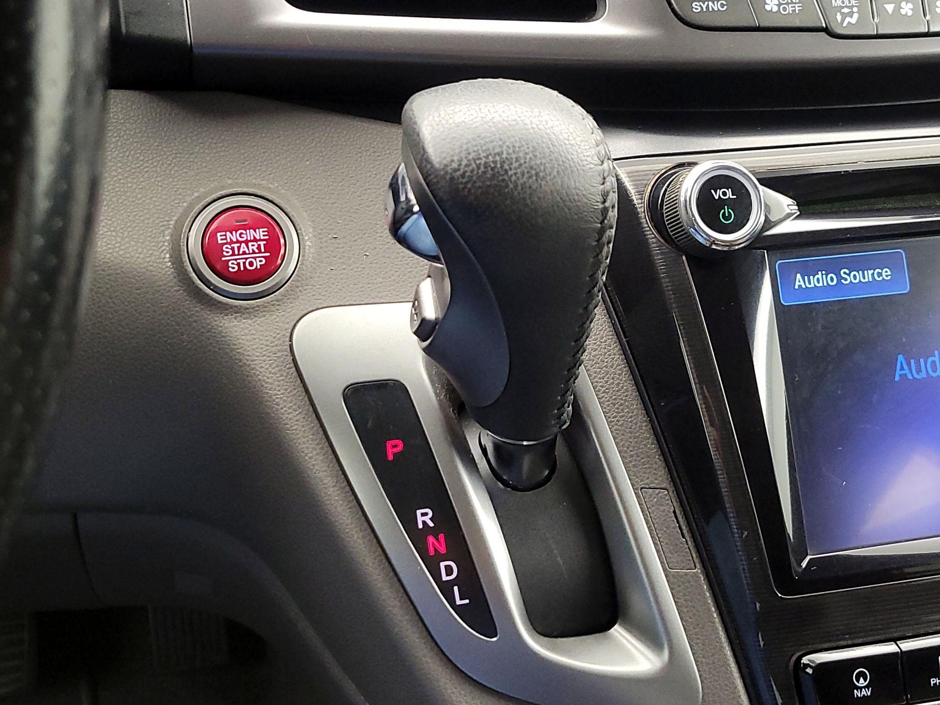 Thumbnail: 2014 Honda Odyssey - 18