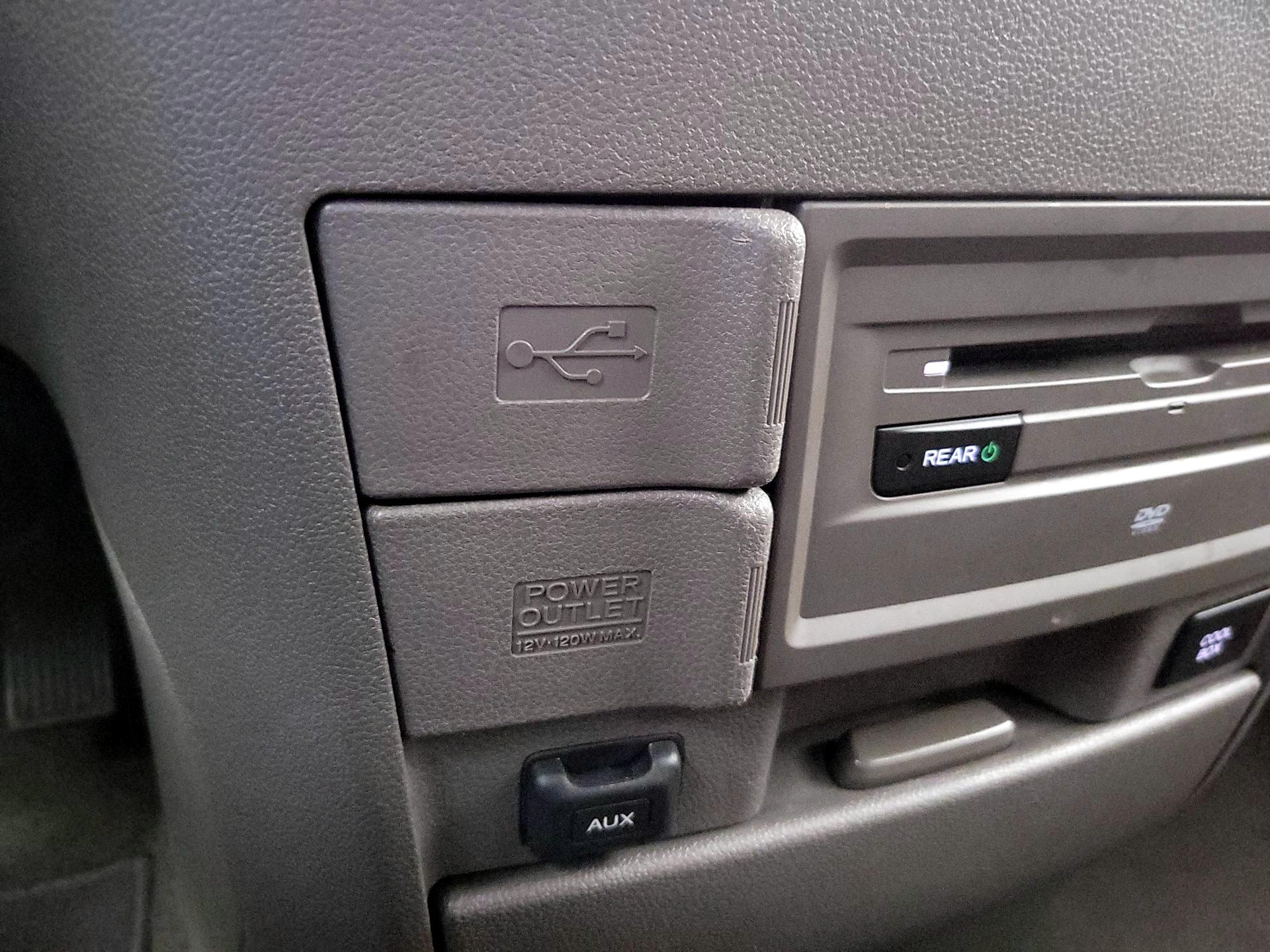 Thumbnail: 2014 Honda Odyssey - 19