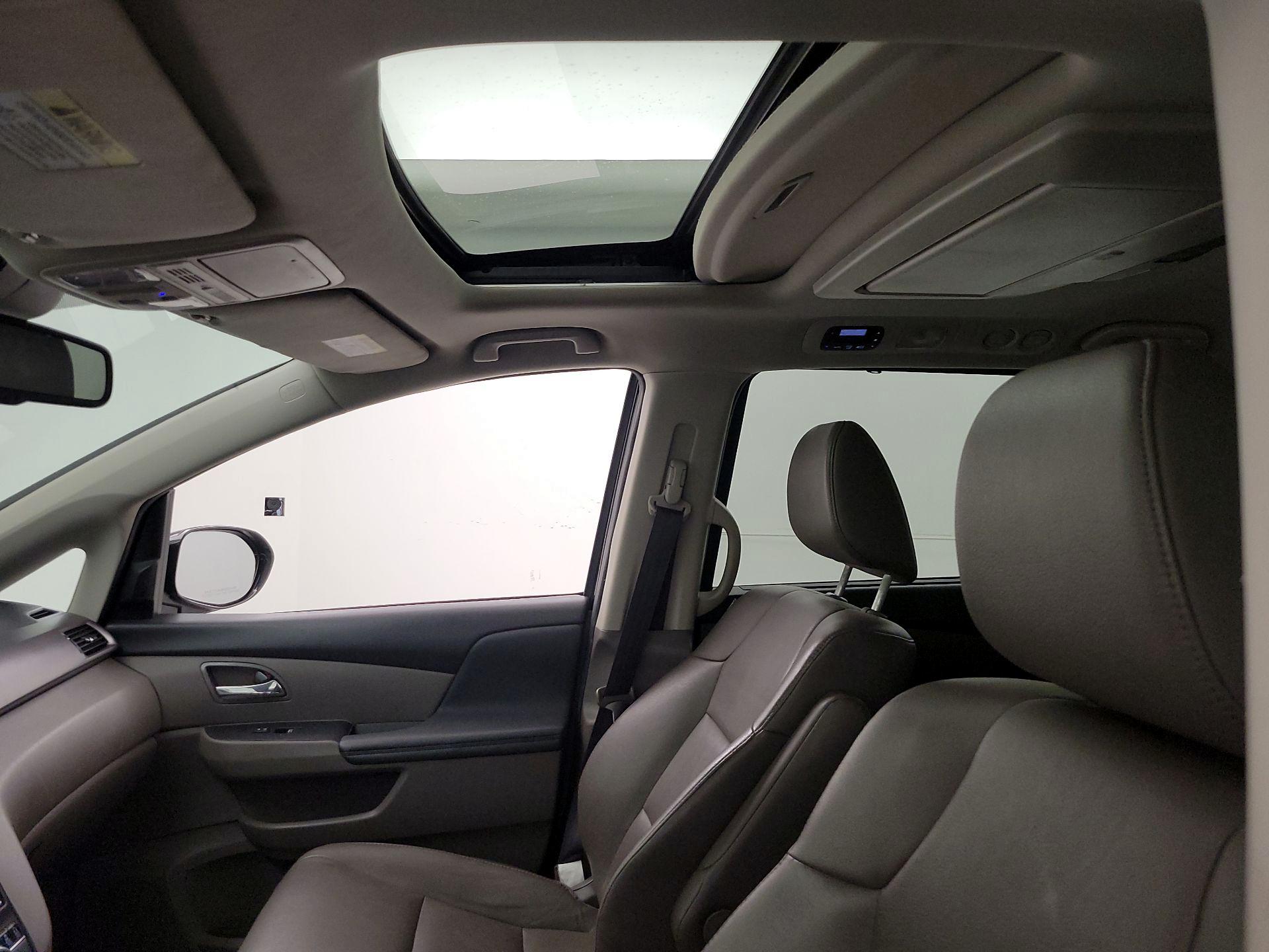 Thumbnail: 2014 Honda Odyssey - 20