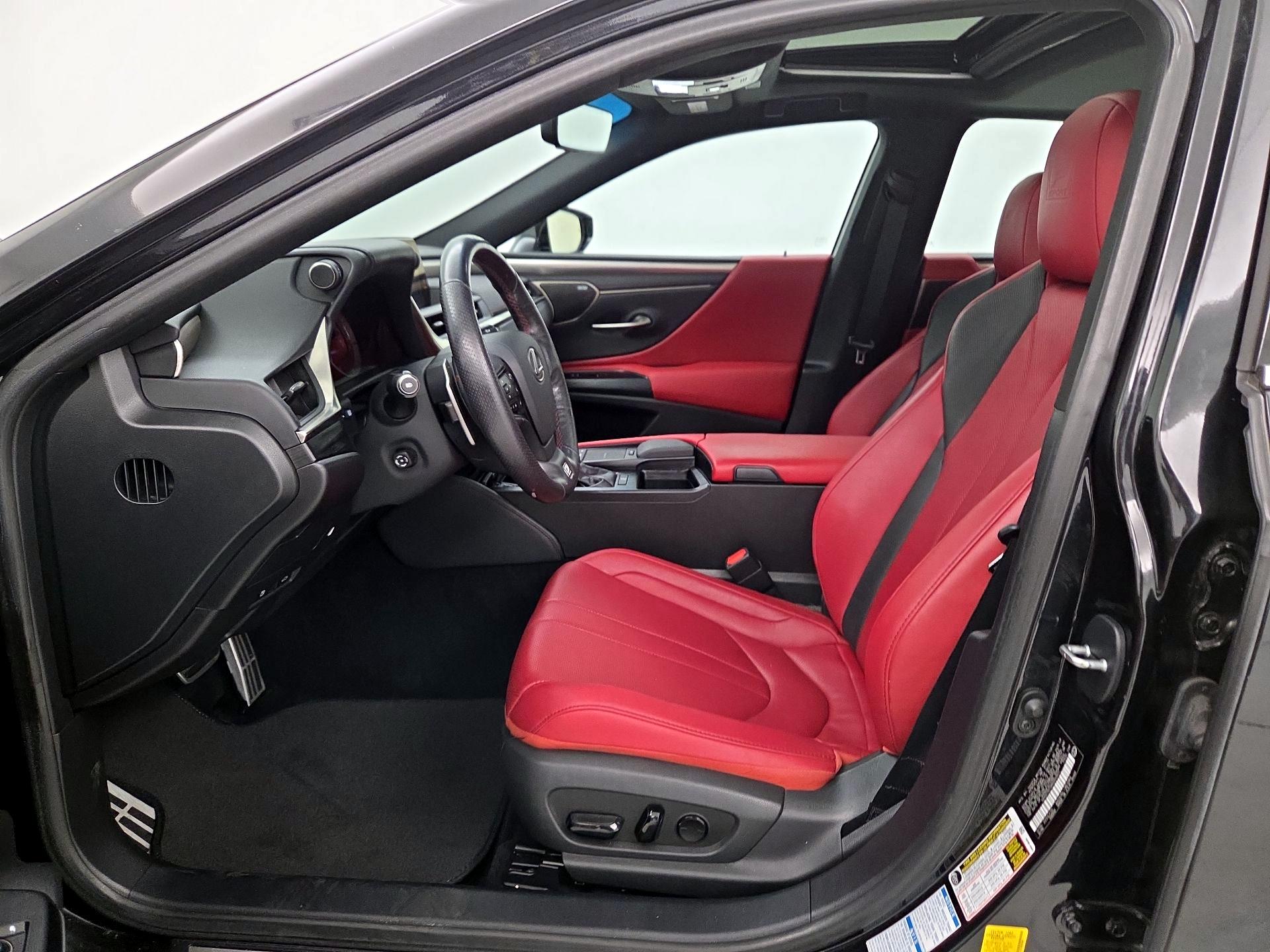 Thumbnail: 2021 Lexus ES - 11