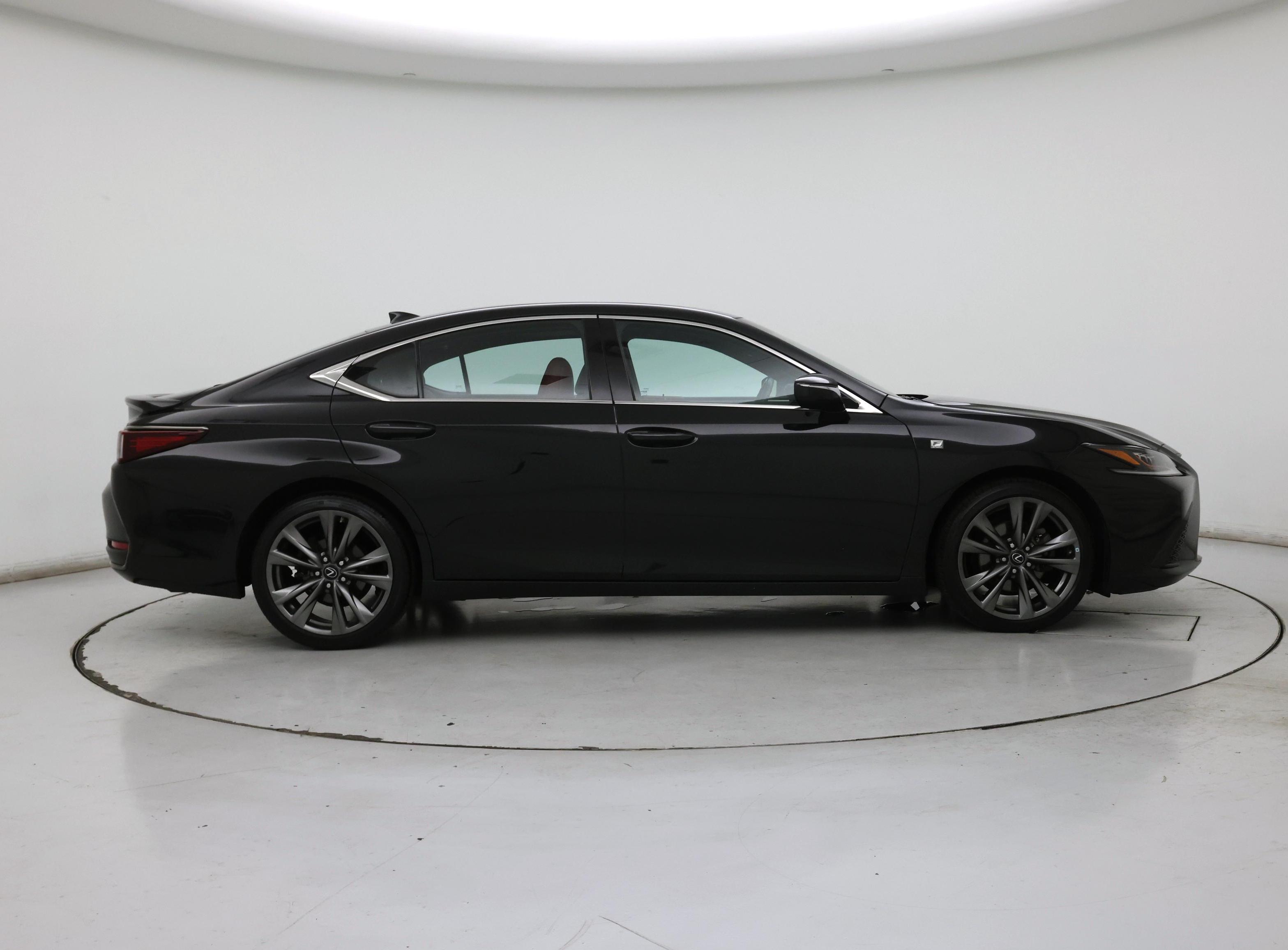 Thumbnail: 2021 Lexus ES - 7