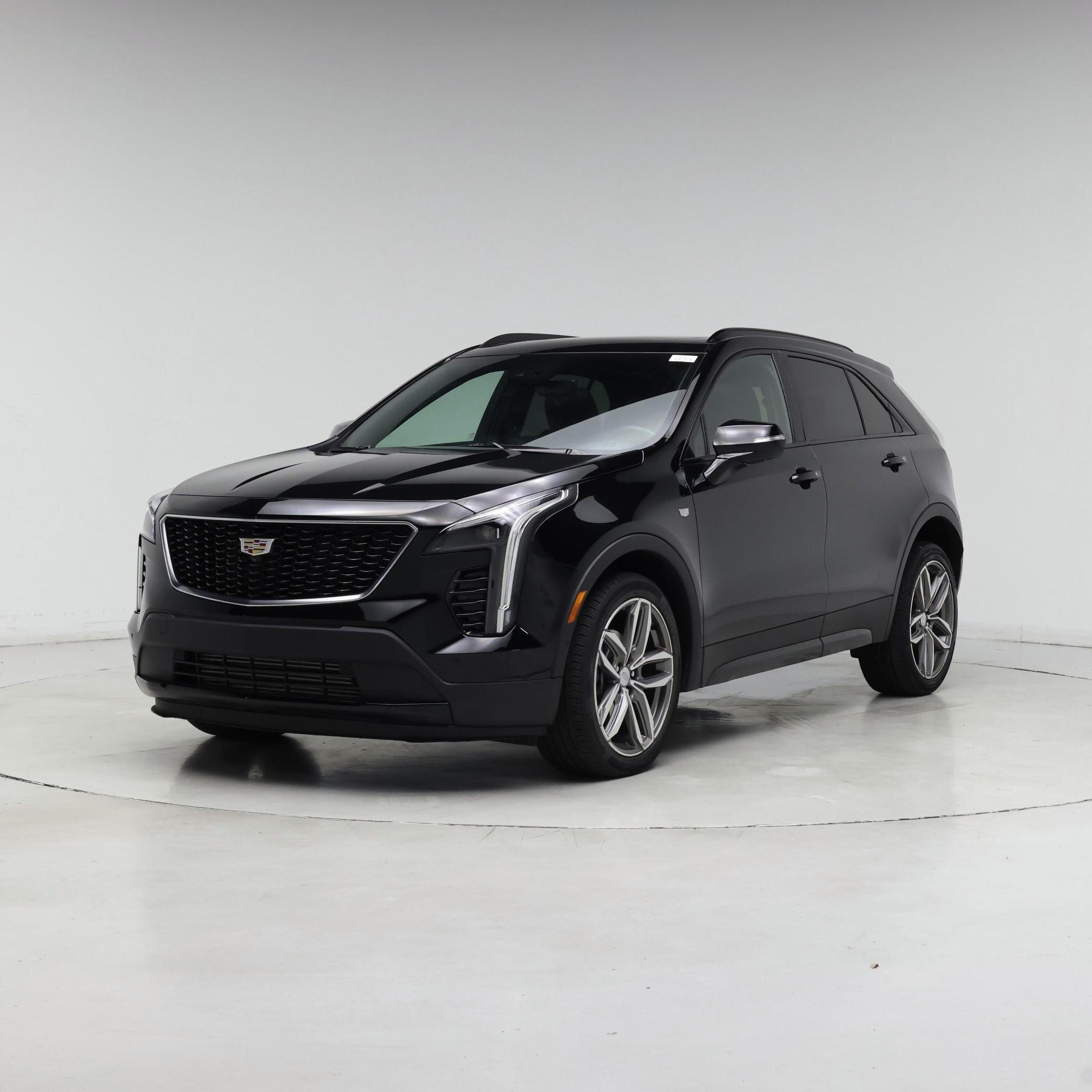 Thumbnail: 2023 Cadillac XT4 - 4